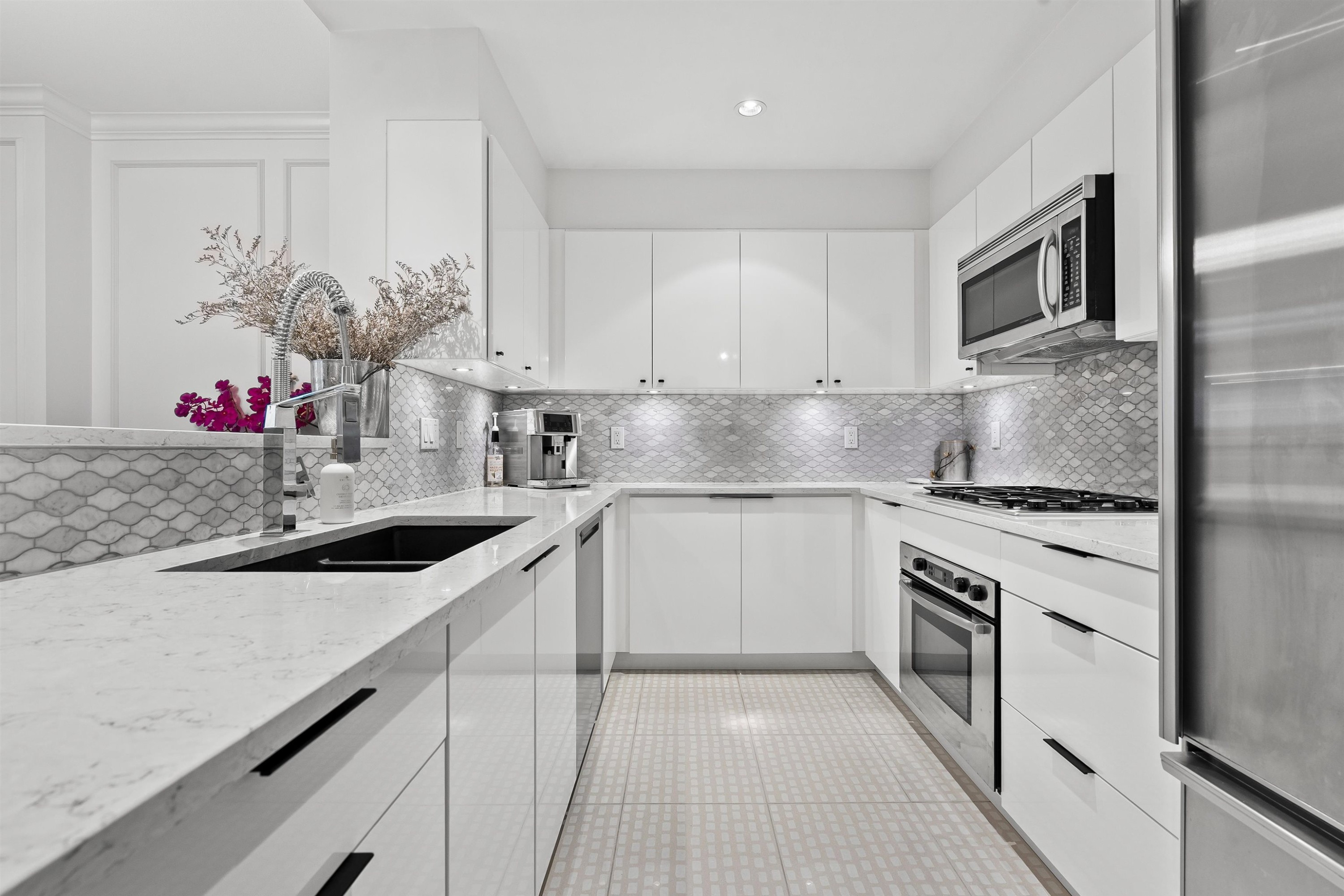 493 Broughton Street, Vancouver, BC