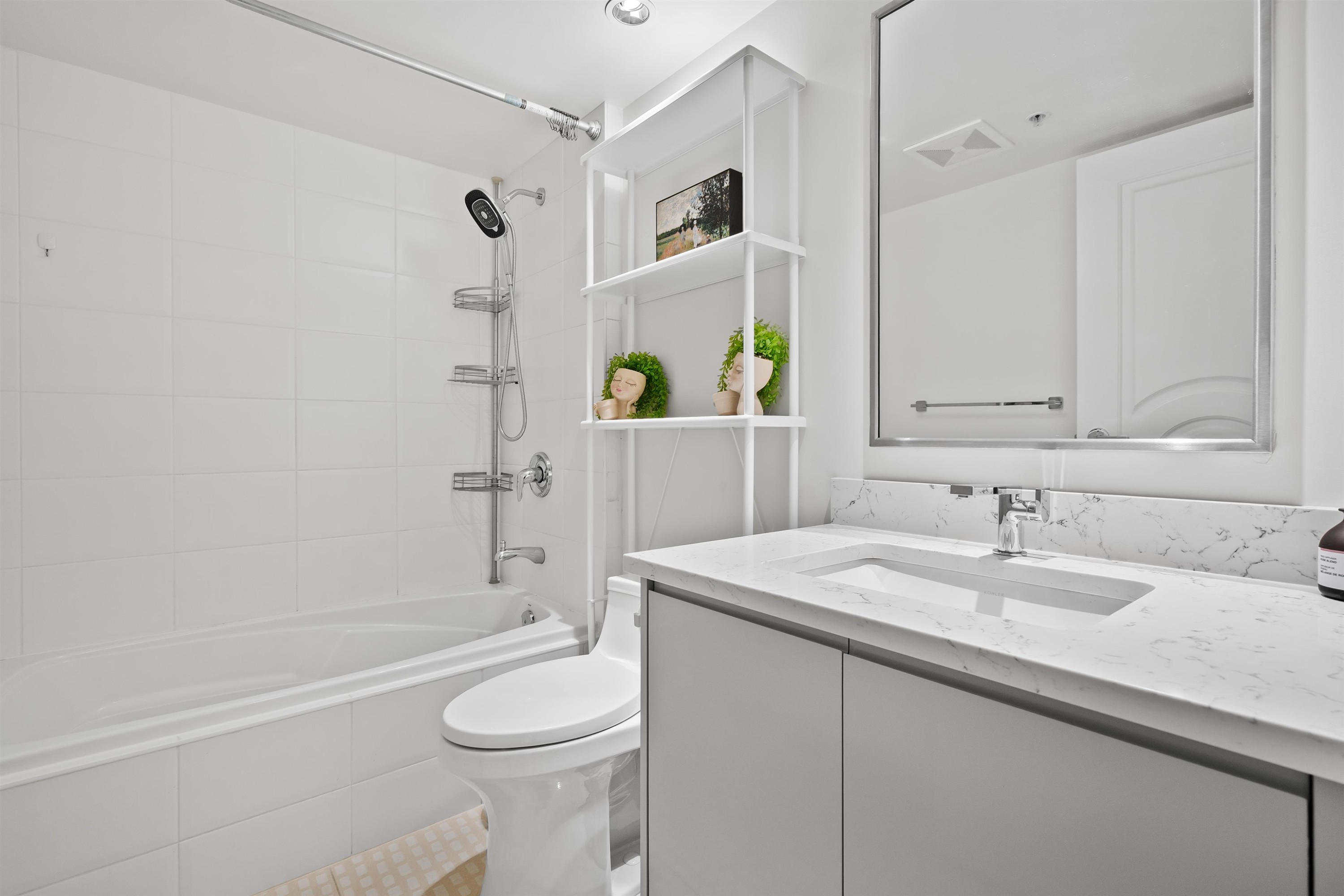 493 Broughton Street, Vancouver, BC