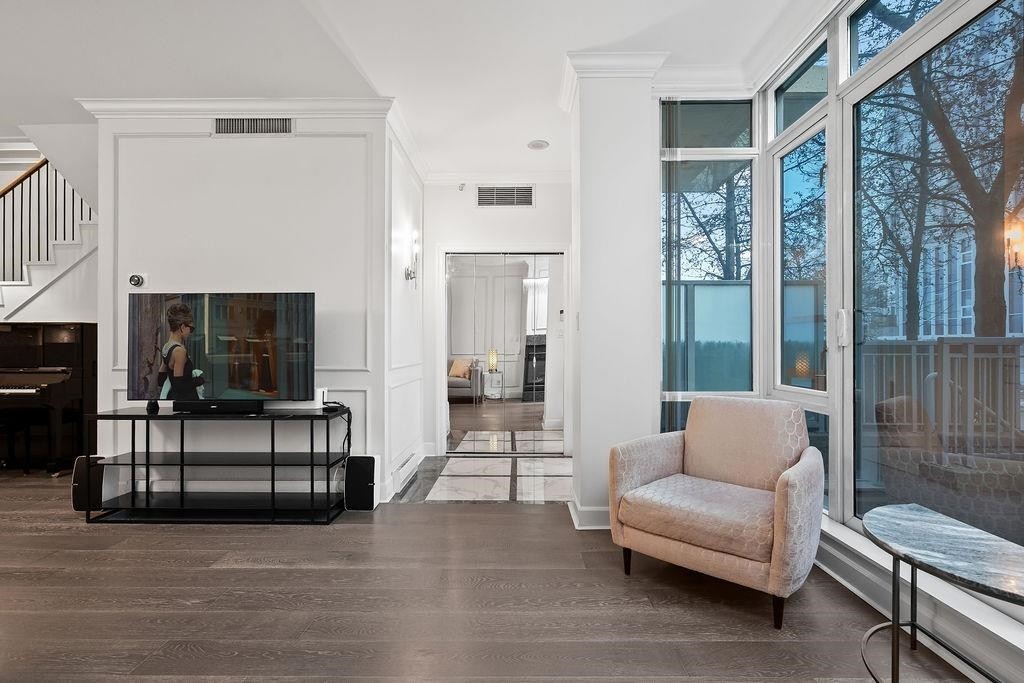 493 Broughton Street, Vancouver, BC