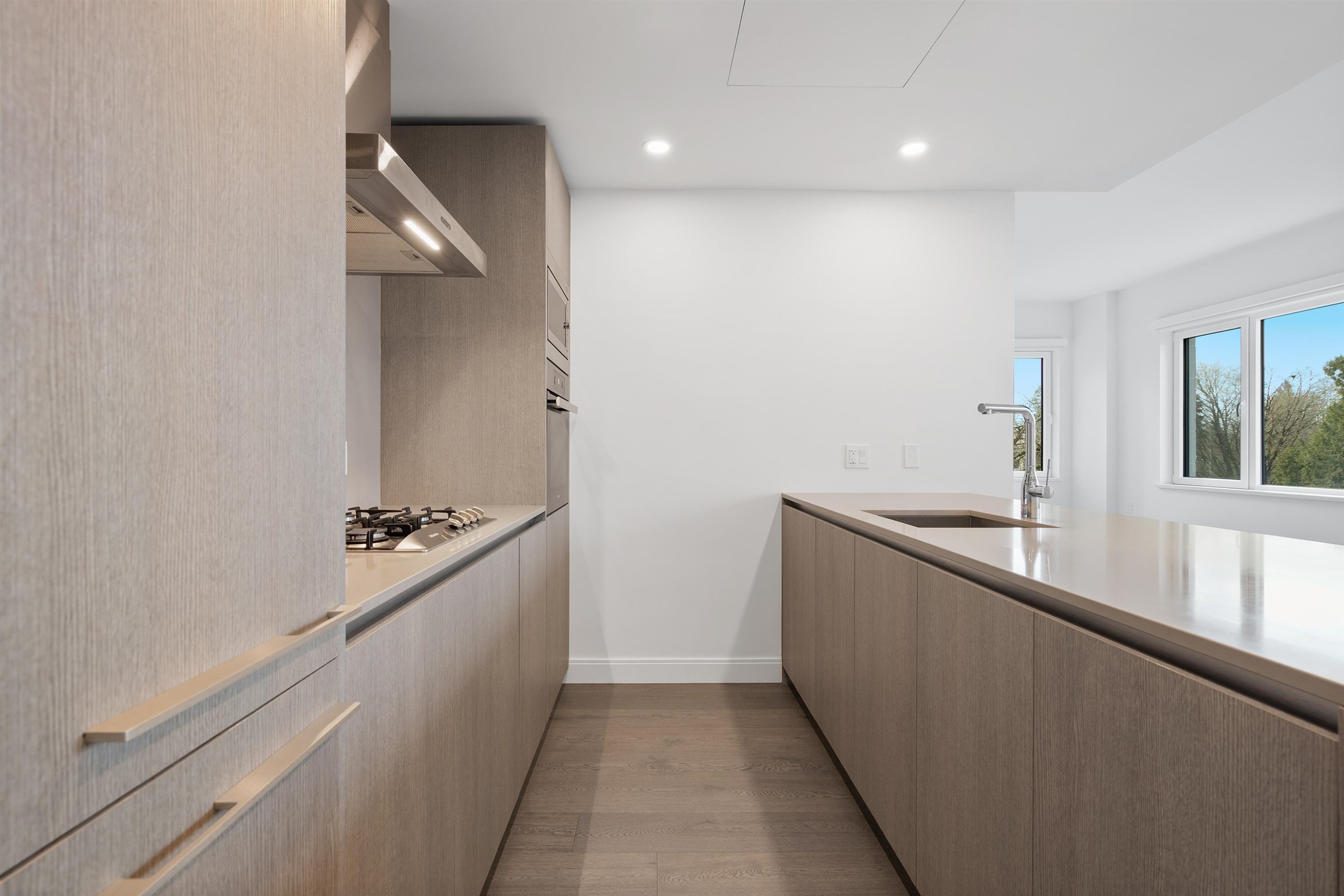 302-4908 Cambie Street, Vancouver, BC