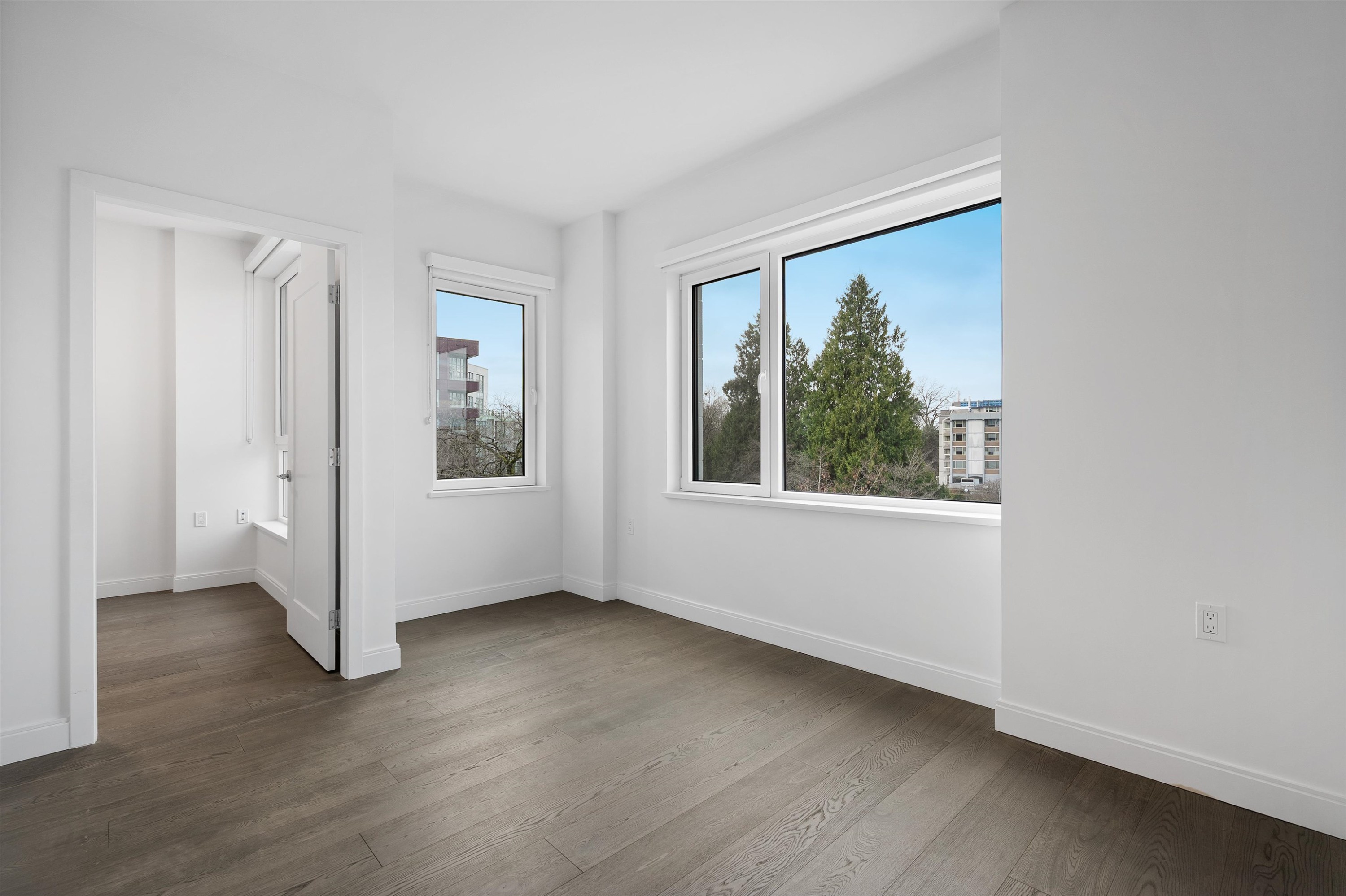 302-4908 Cambie Street, Vancouver, BC