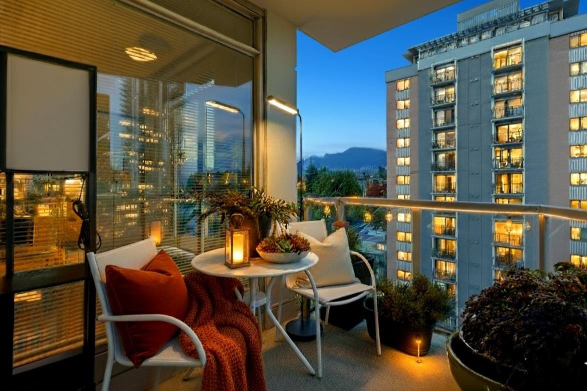 901-175 2Nd Street W, North Vancouver, BC