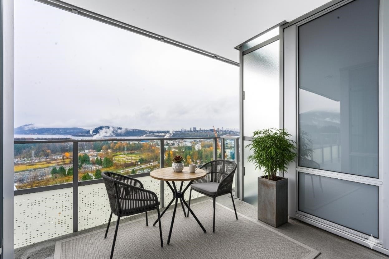 3002-1500 Fern Street, North Vancouver, BC