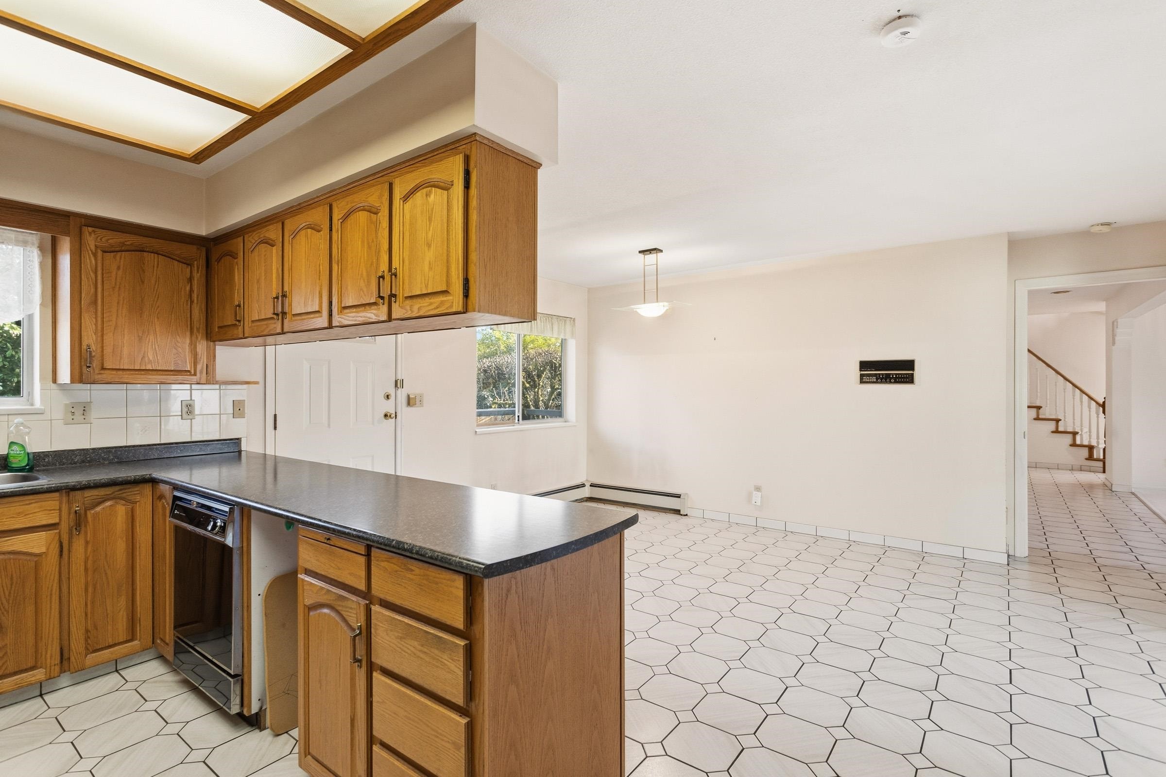 1506 Giles Place, Burnaby, BC