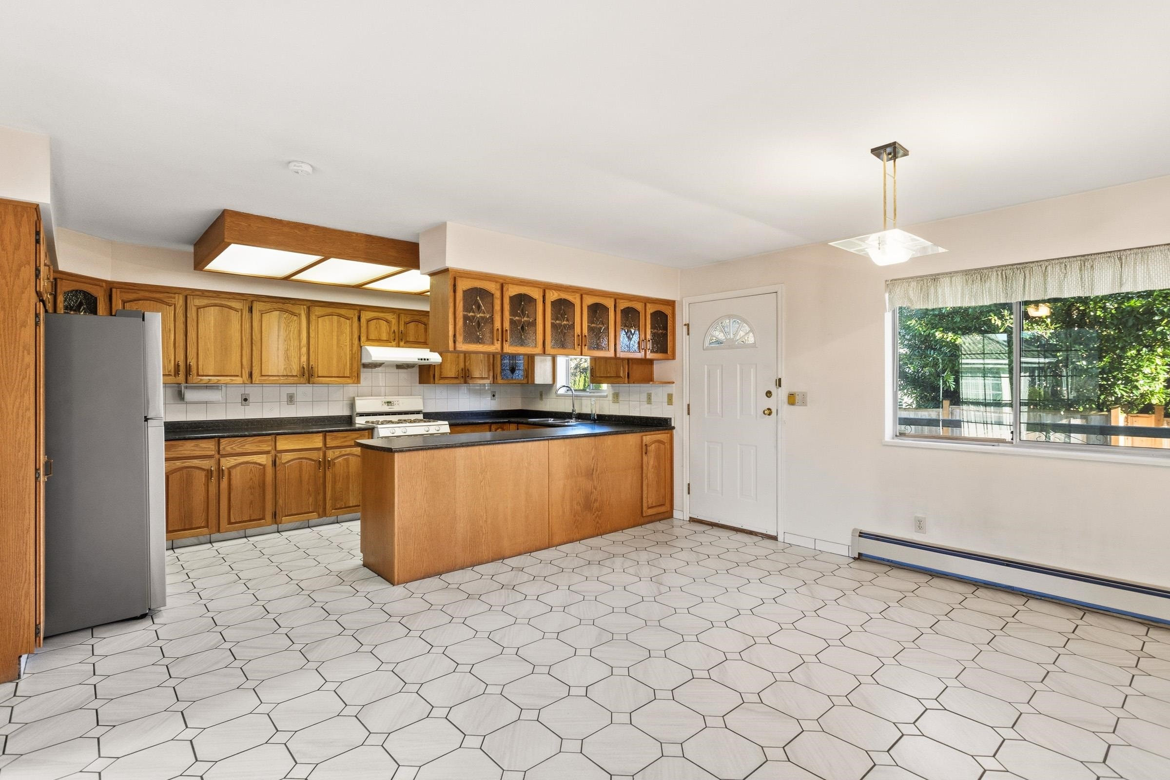 1506 Giles Place, Burnaby, BC