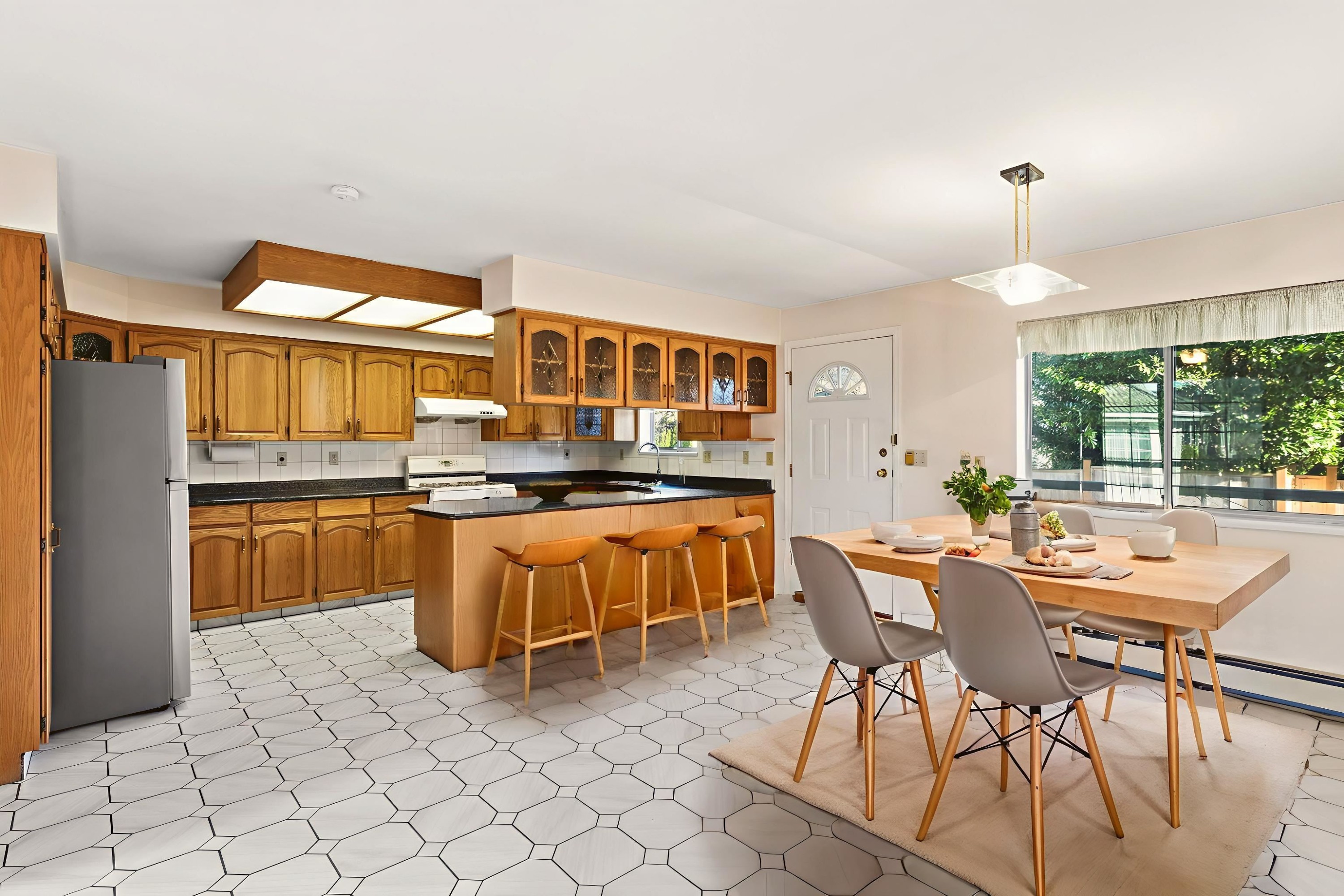 1506 Giles Place, Burnaby, BC