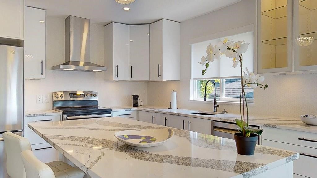 4868 Bluegrouse Drive, Sechelt, BC