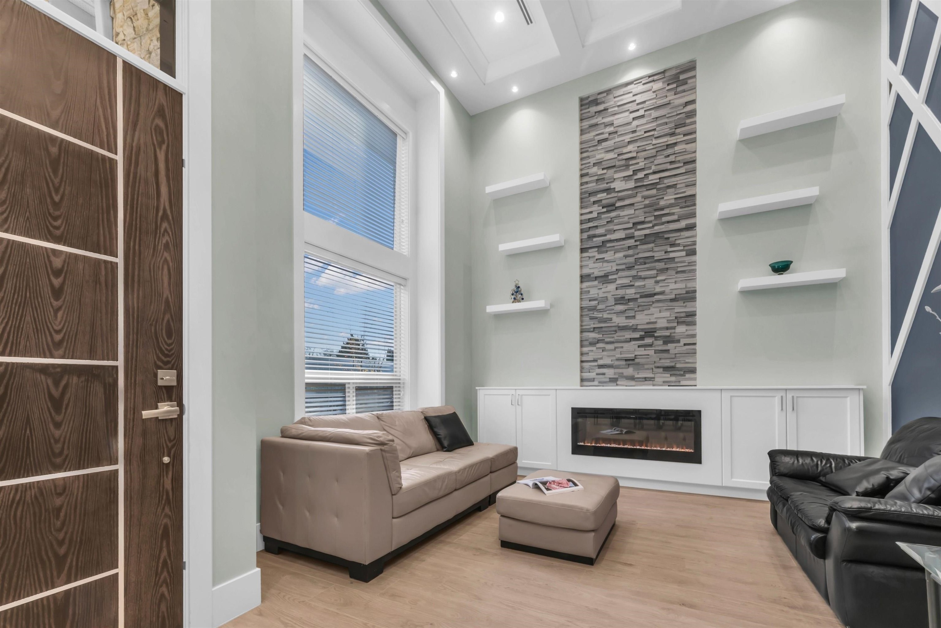 9075 Steveston Highway, Richmond, BC