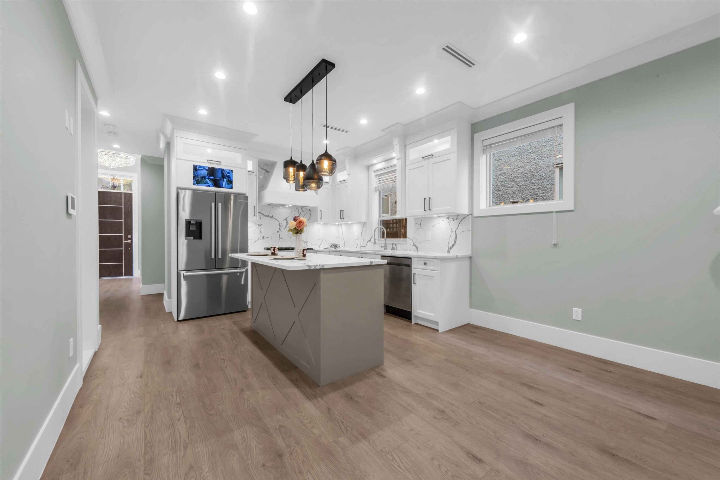 9075 Steveston Highway, Richmond, BC