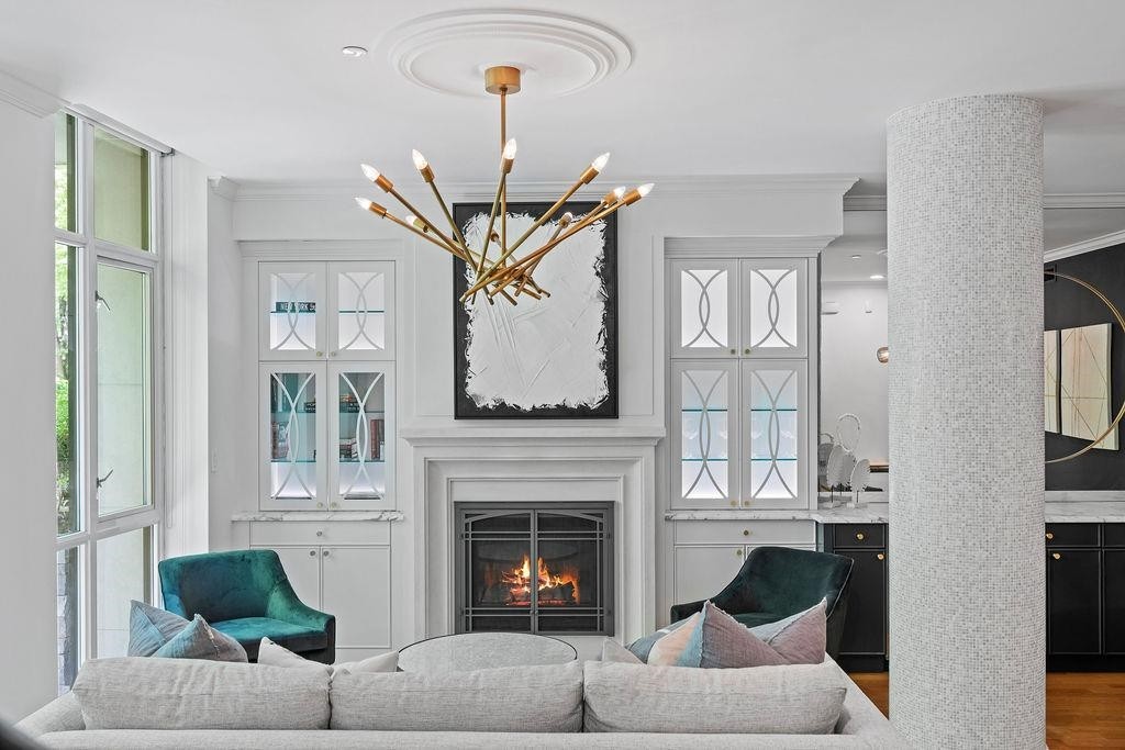 471 Beach Crescent, Vancouver, BC