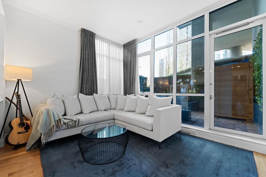 471 Beach Crescent, Vancouver, BC