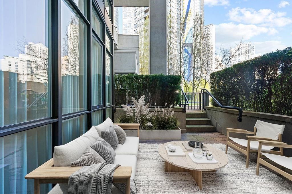 471 Beach Crescent, Vancouver, BC