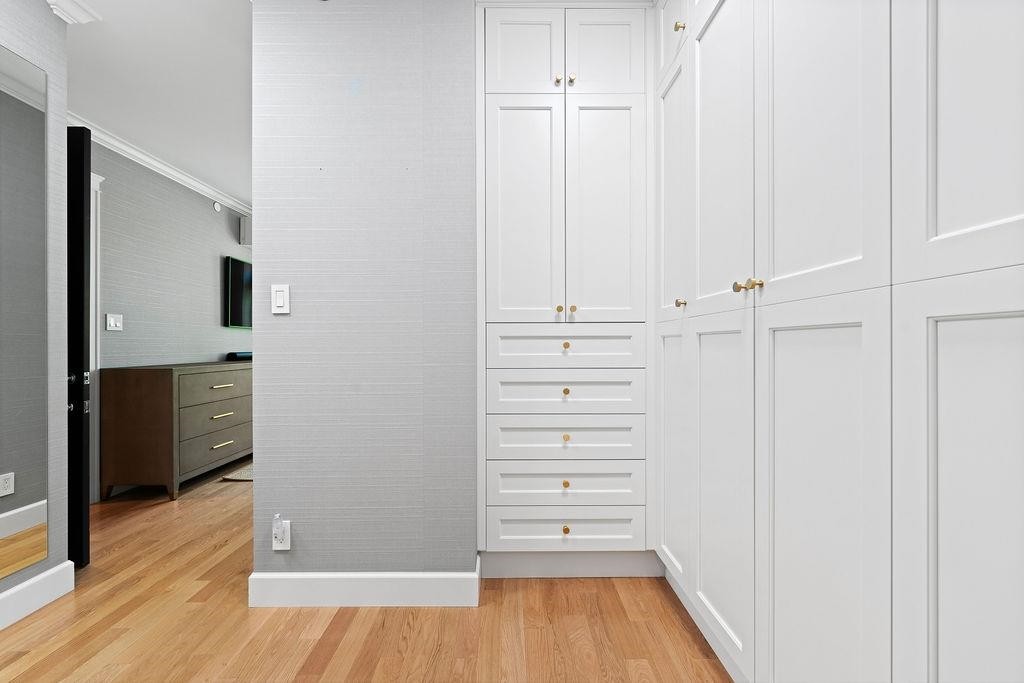 471 Beach Crescent, Vancouver, BC