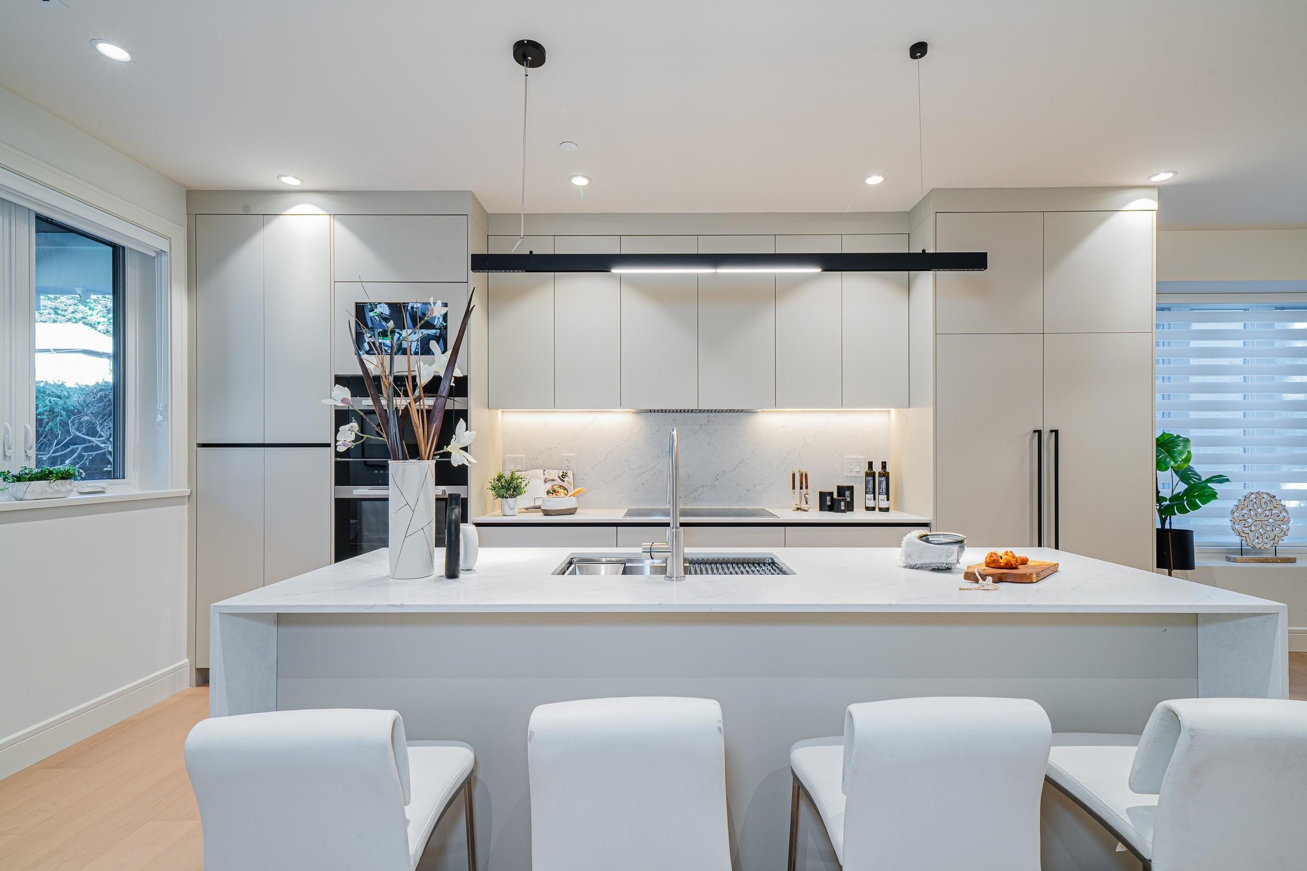 3849 26Th Avenue W, Vancouver, BC