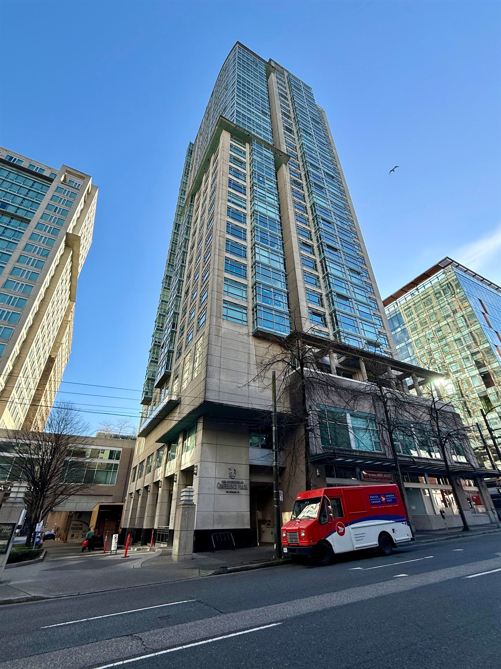 1701-438 Seymour Street, Vancouver, BC