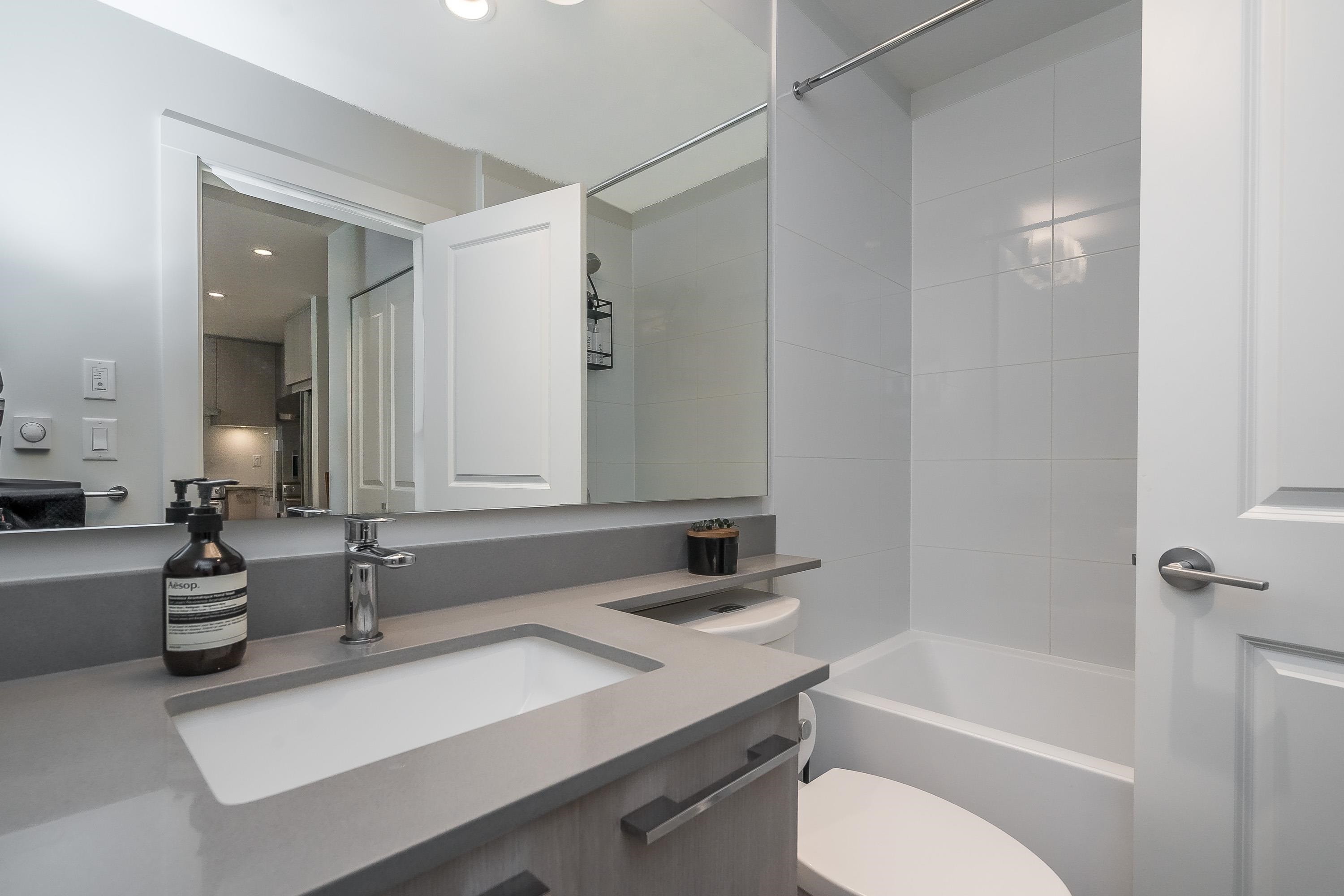 508-6438 Byrnepark Drive, Burnaby, BC