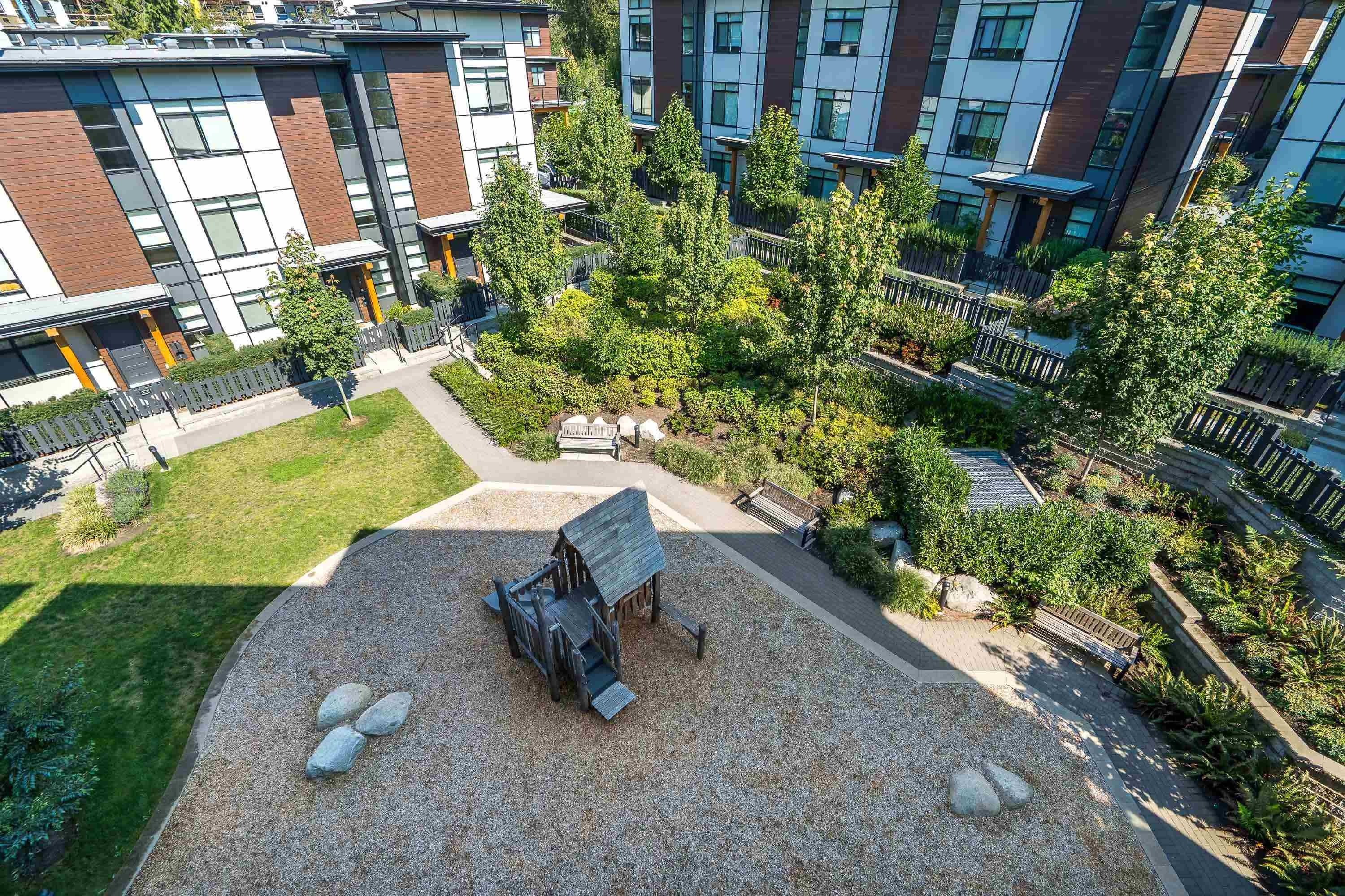 508-6438 Byrnepark Drive, Burnaby, BC