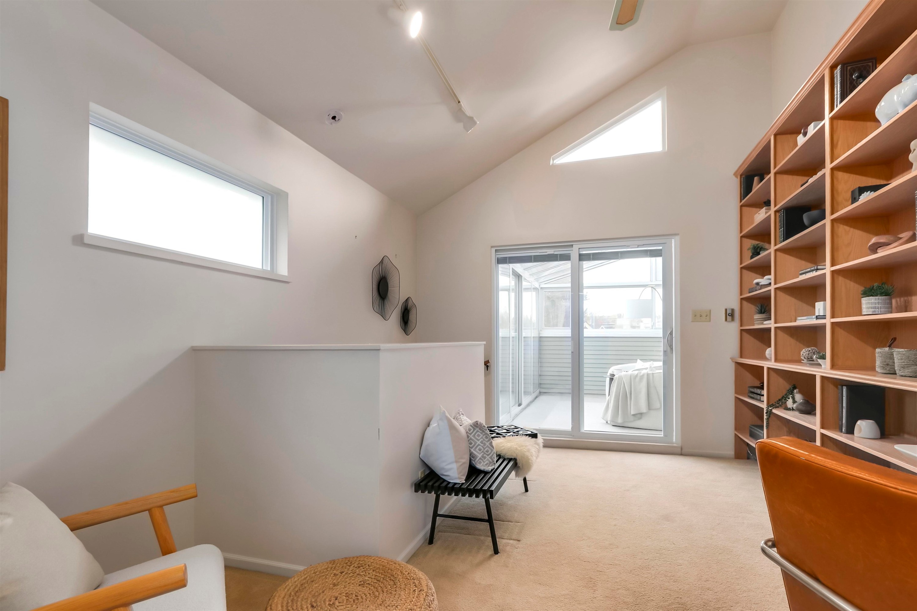 2564 6Th Avenue W, Vancouver, BC