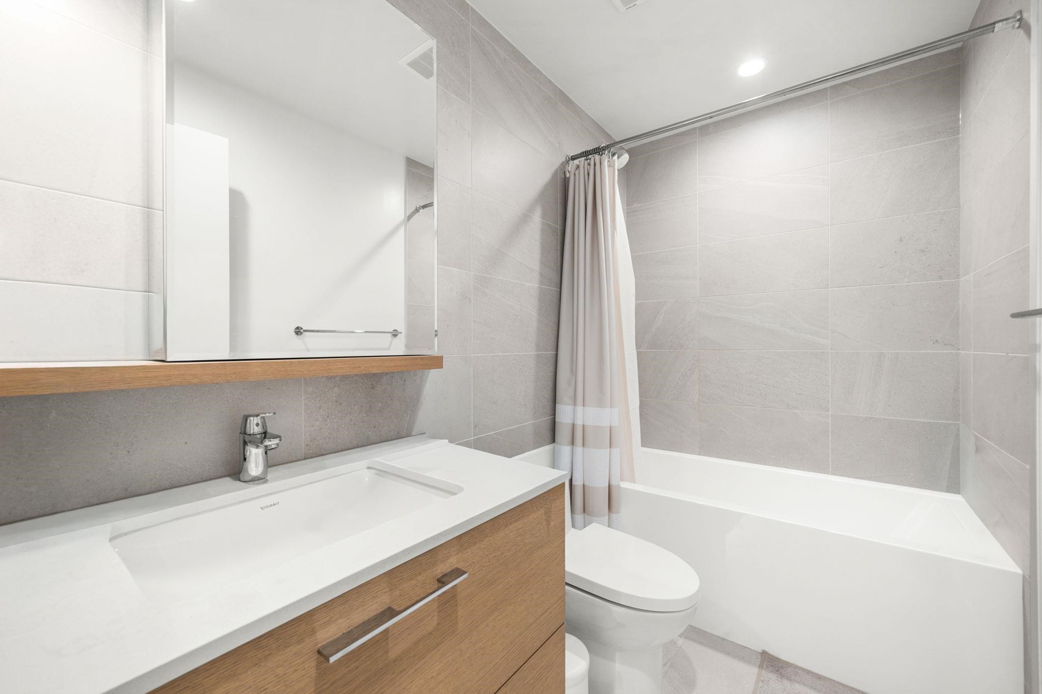 2607-2181 Madison Avenue, Burnaby, BC