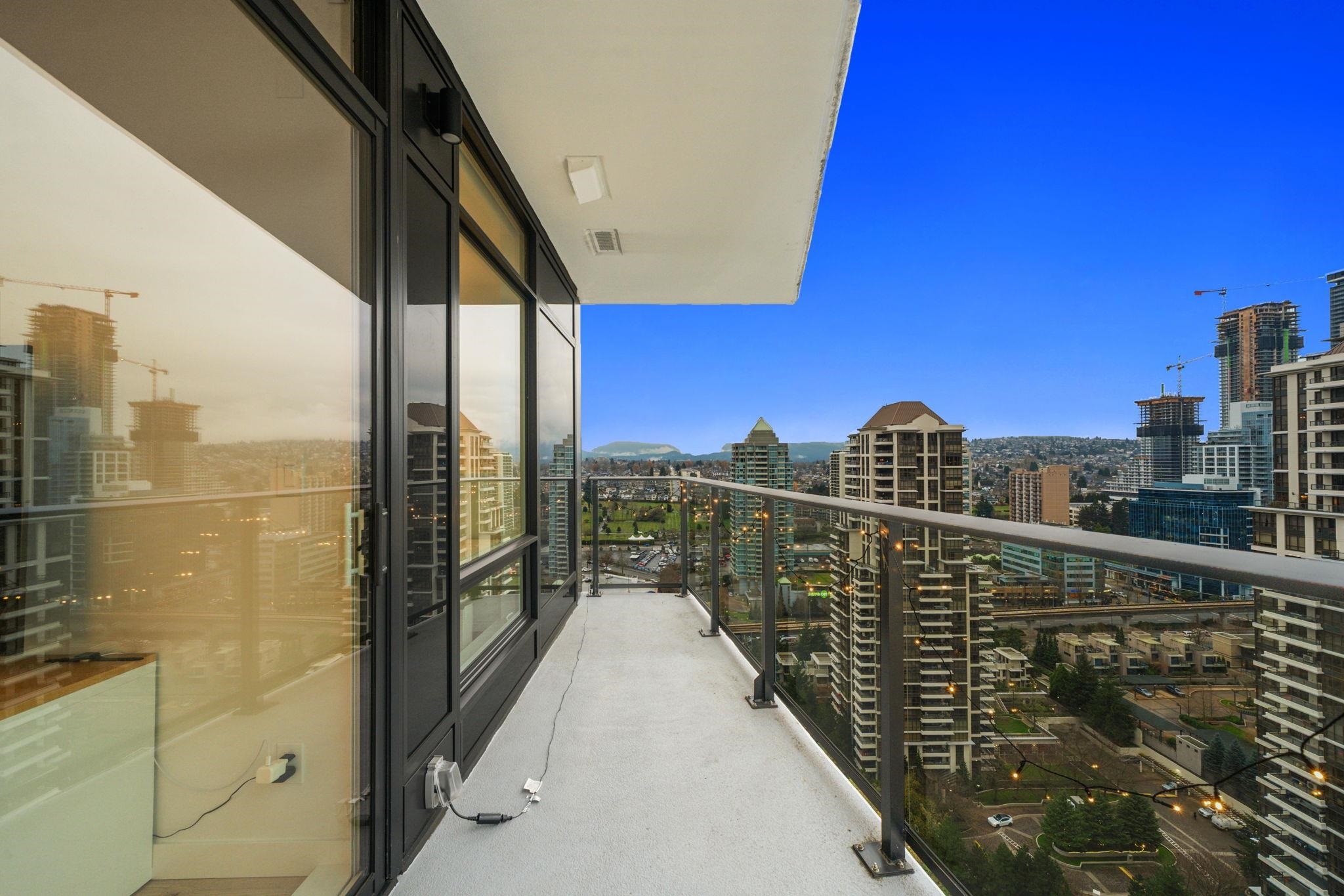 2607-2181 Madison Avenue, Burnaby, BC