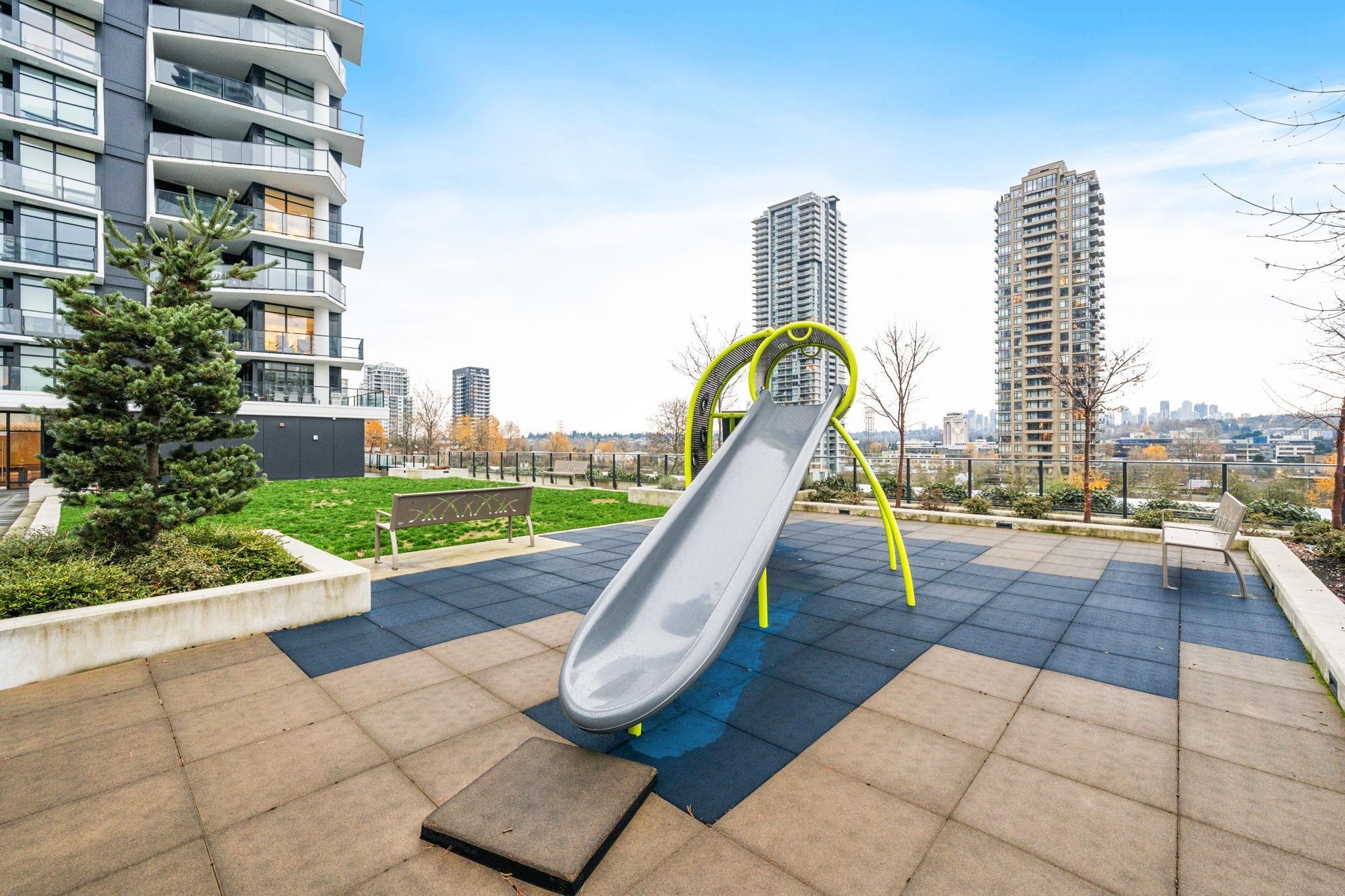 2607-2181 Madison Avenue, Burnaby, BC