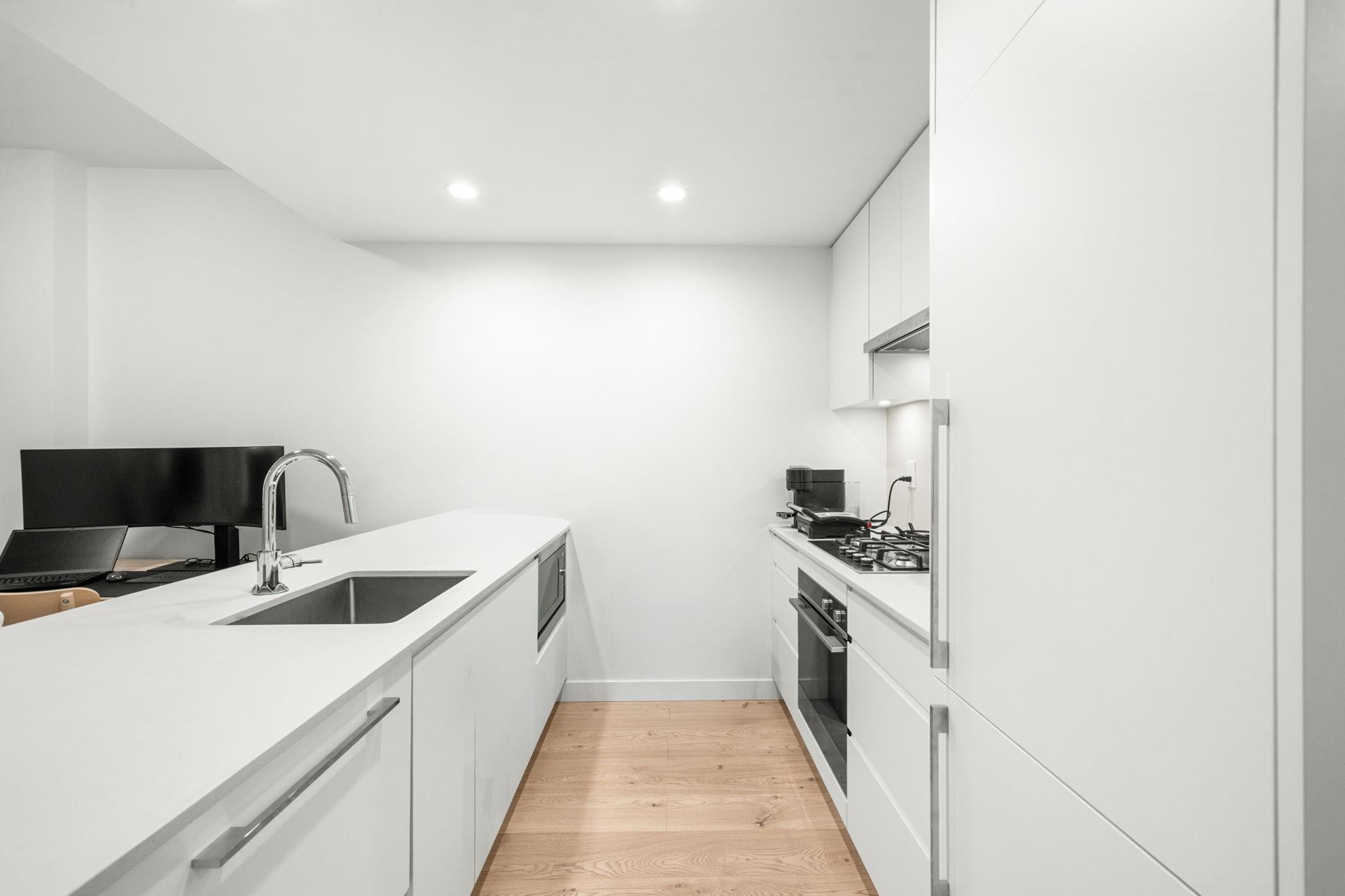 2607-2181 Madison Avenue, Burnaby, BC