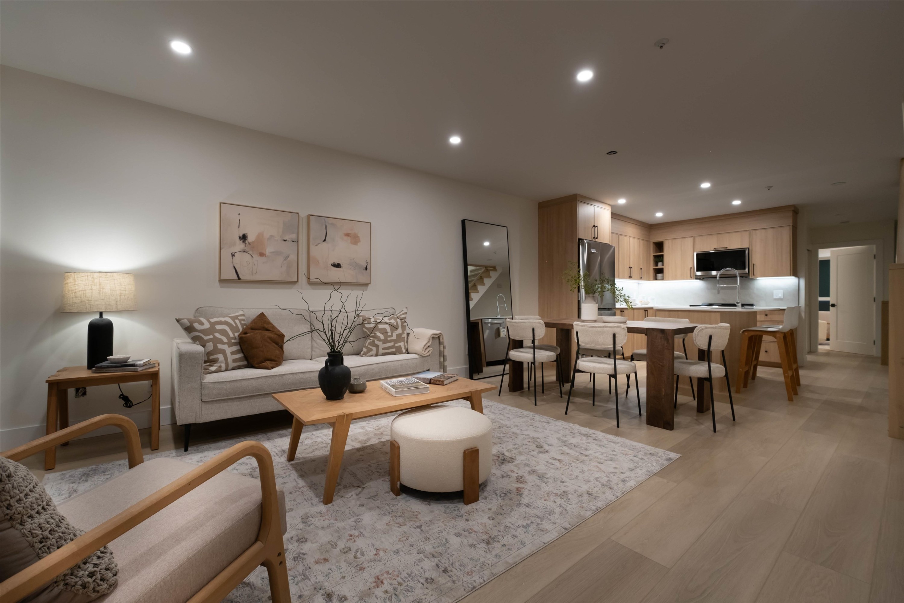 3350 Cobblestone Avenue, Vancouver, BC