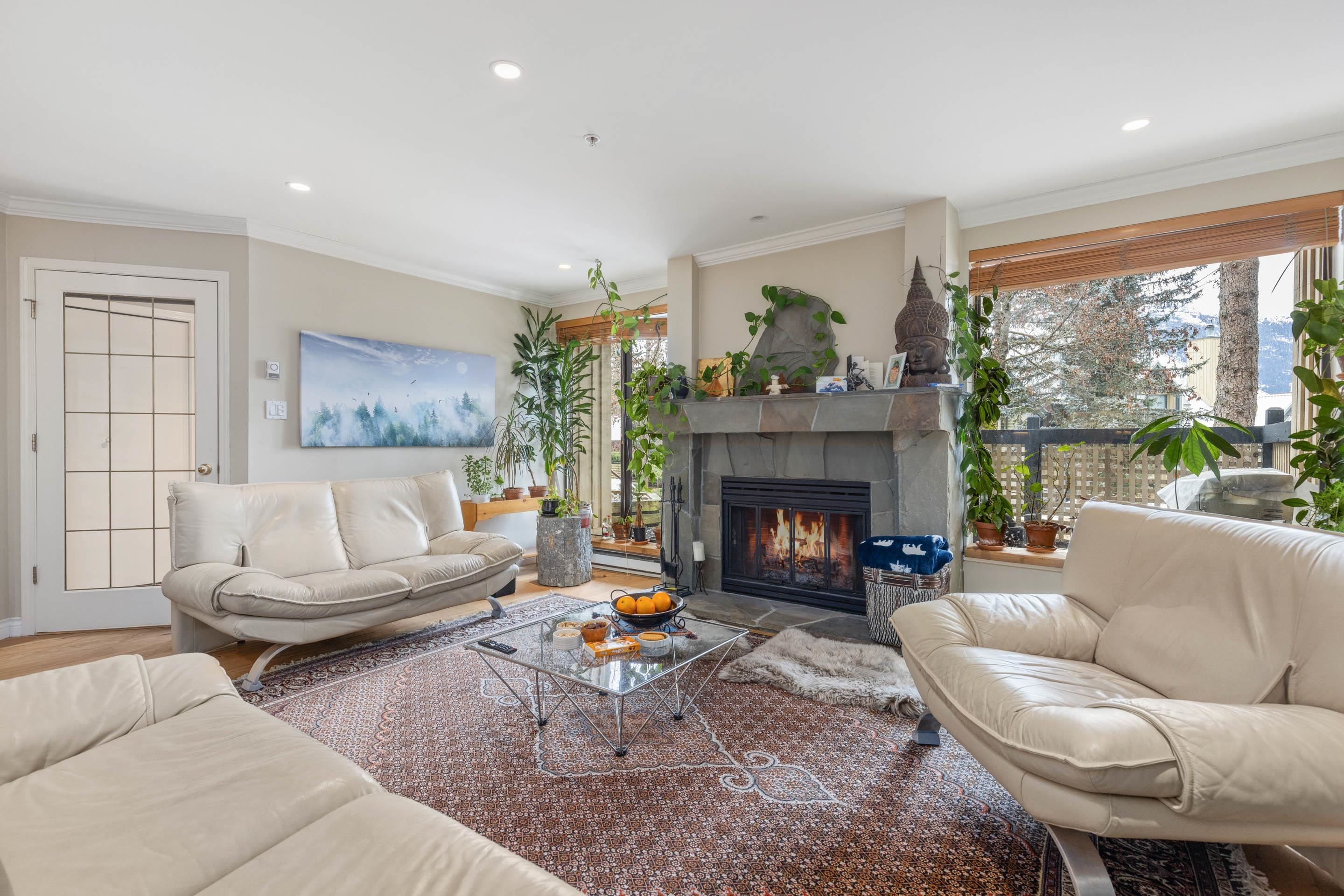 18-4637 Blackcomb Way, Whistler, BC