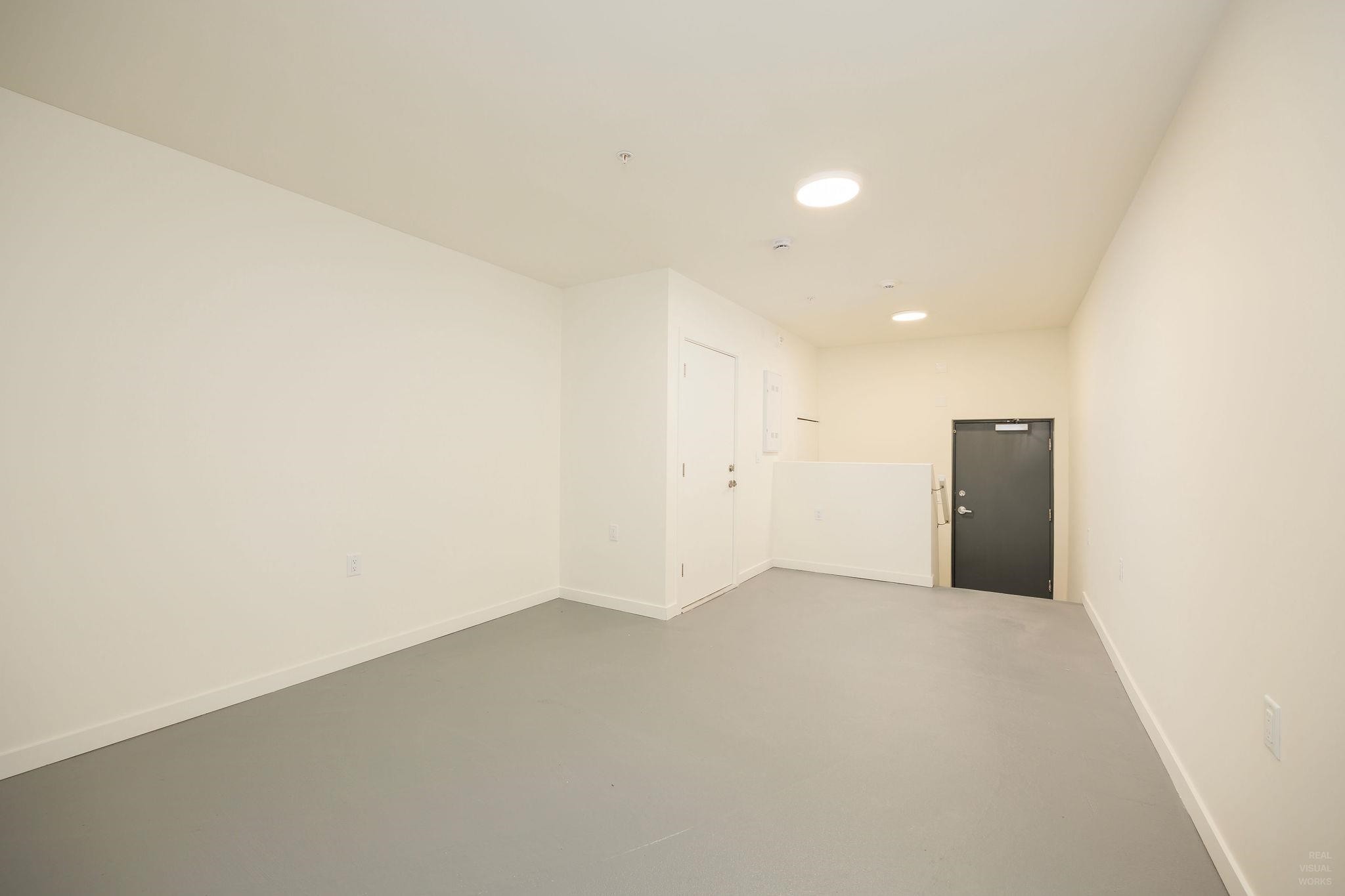 8-6929 Balmoral Street, Burnaby, BC