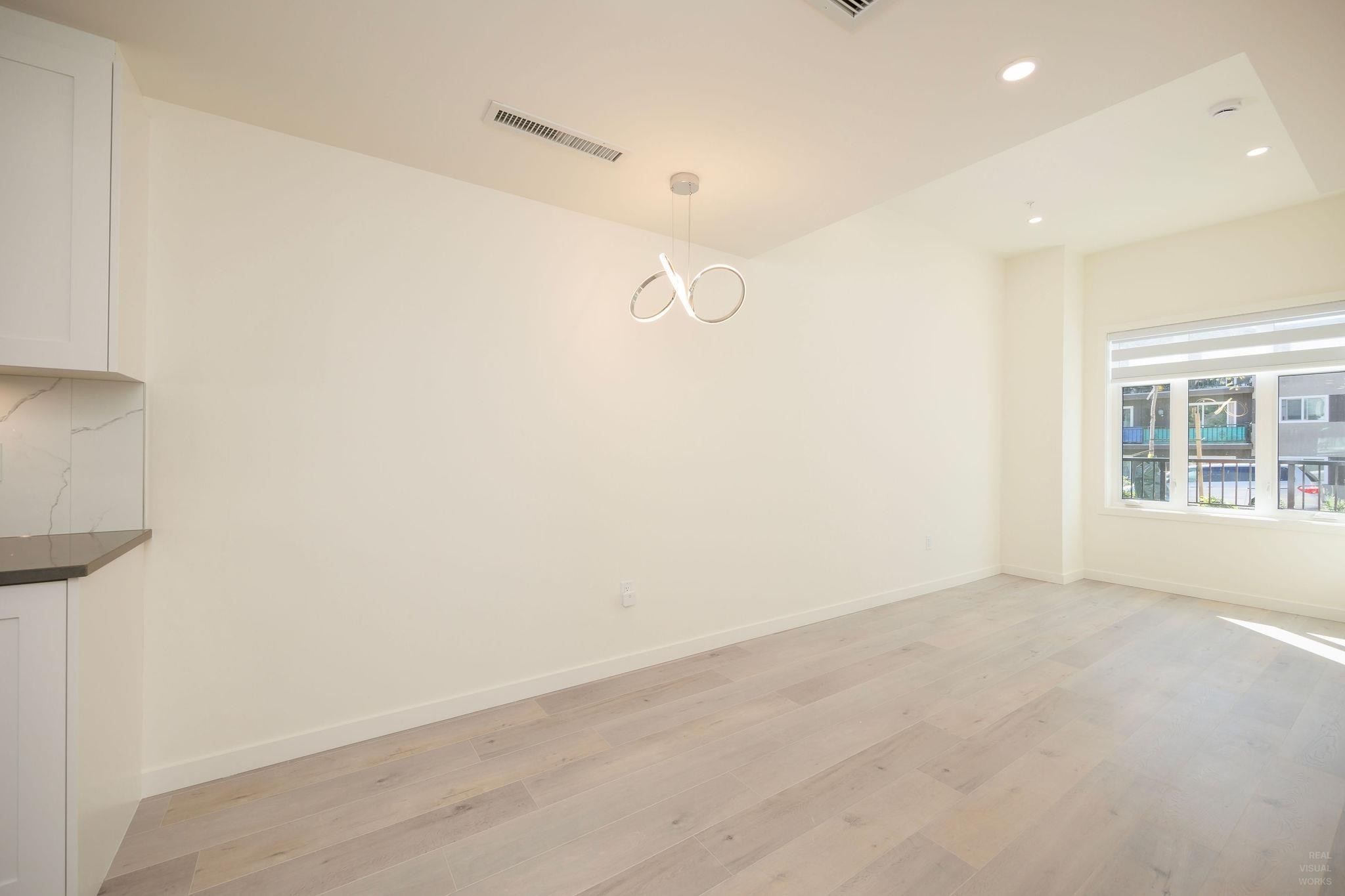 8-6929 Balmoral Street, Burnaby, BC