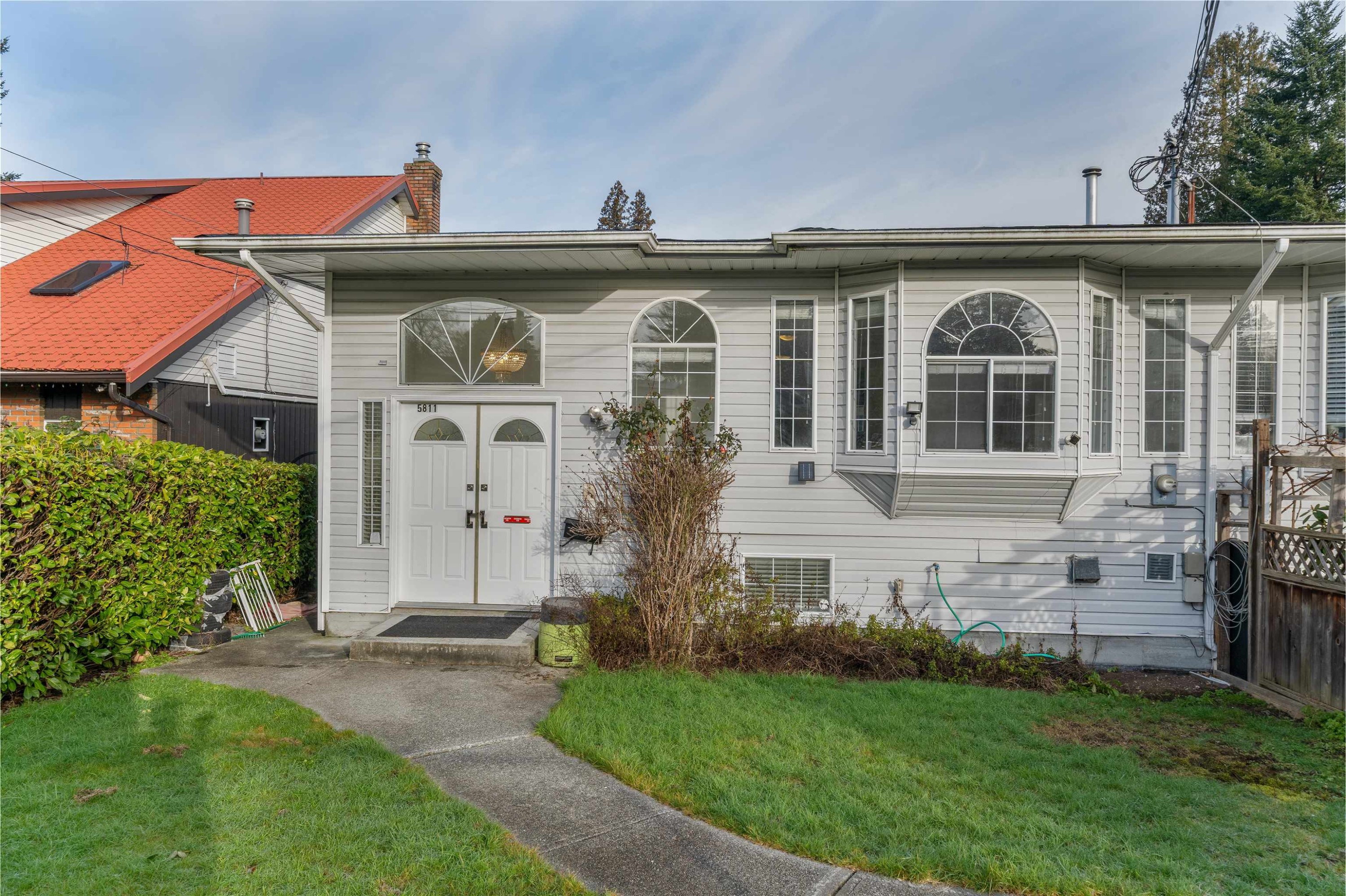 5811 Sprott Street, Burnaby, BC