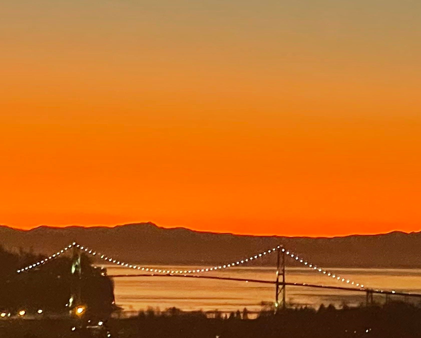 801-120 16Th Street W, North Vancouver, BC