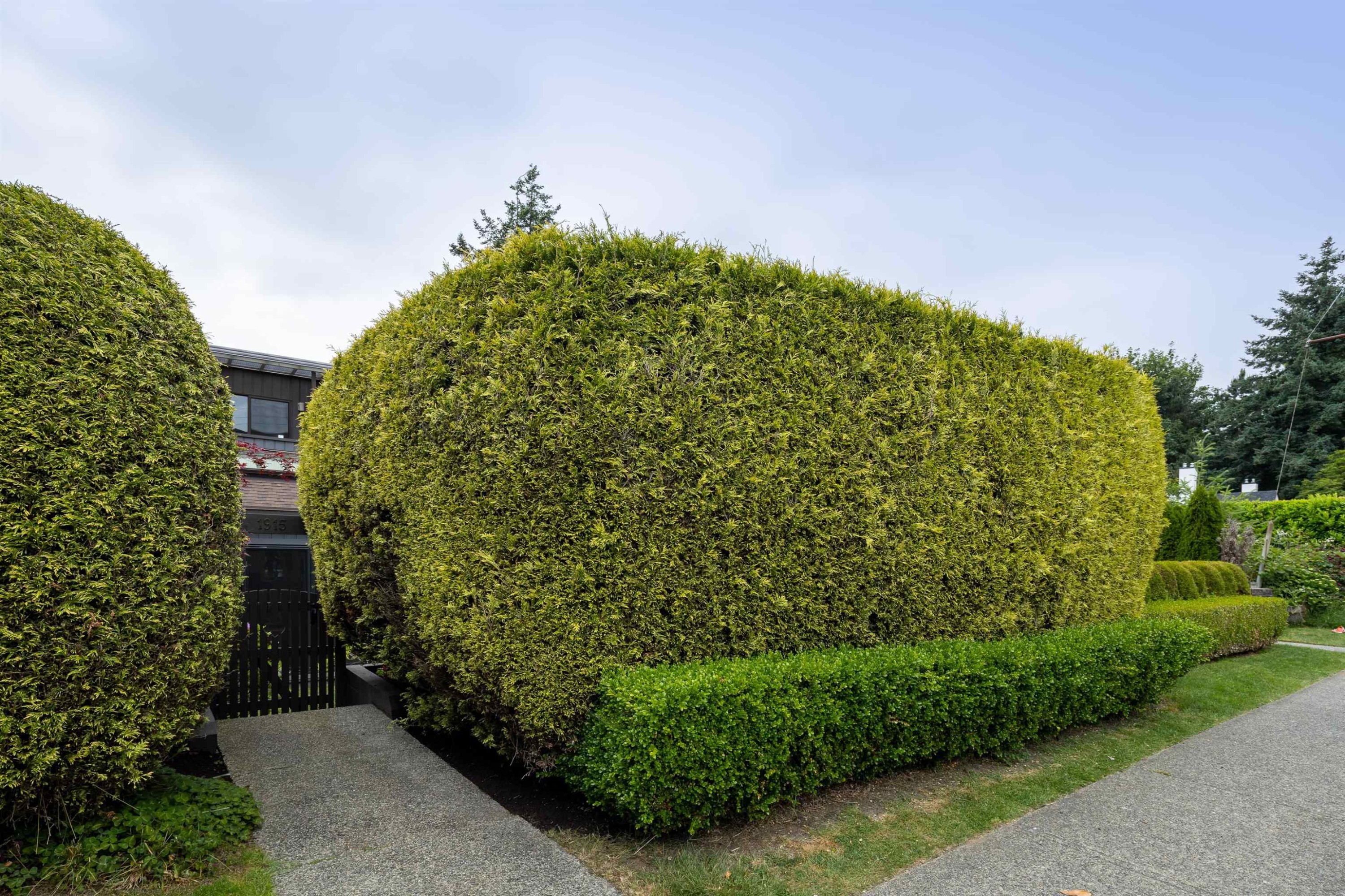 1915 Chesterfield Avenue, North Vancouver, BC