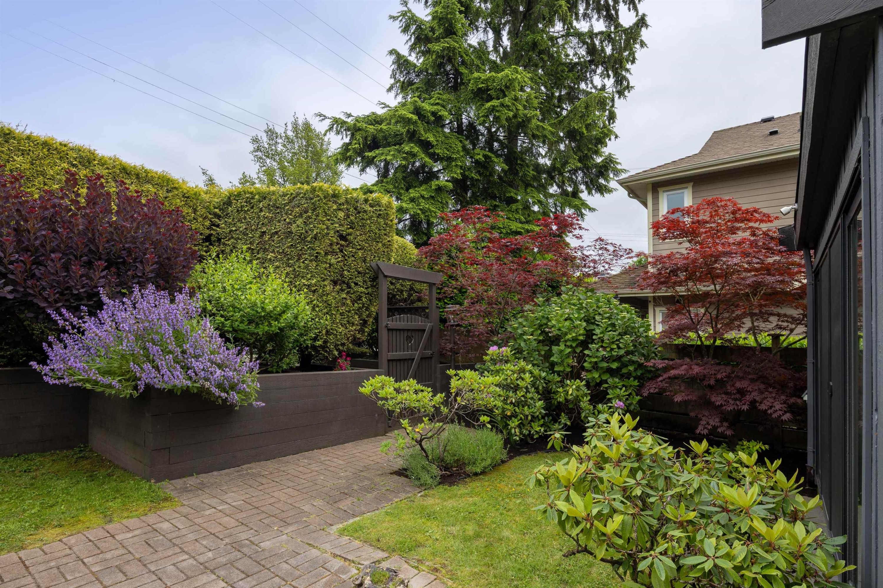 1915 Chesterfield Avenue, North Vancouver, BC