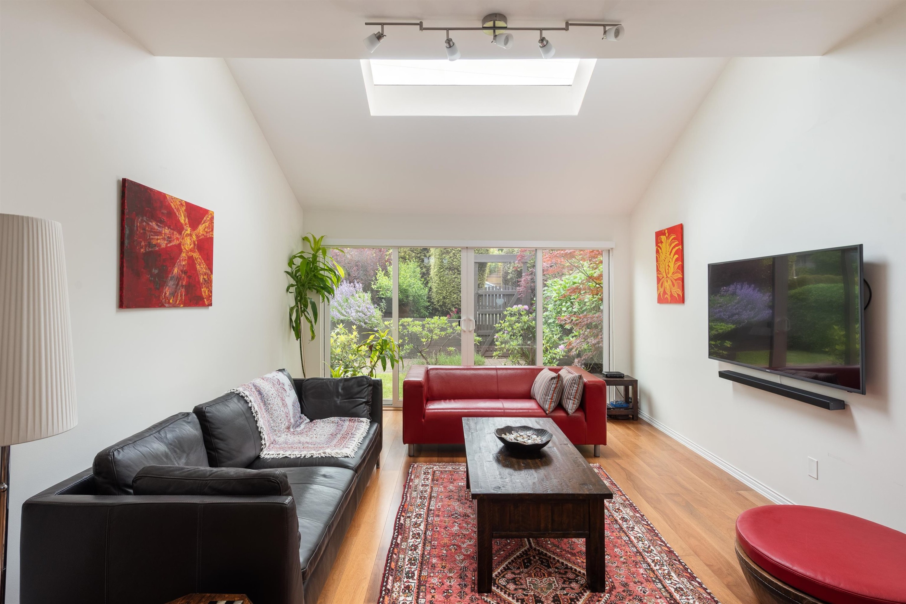 1915 Chesterfield Avenue, North Vancouver, BC