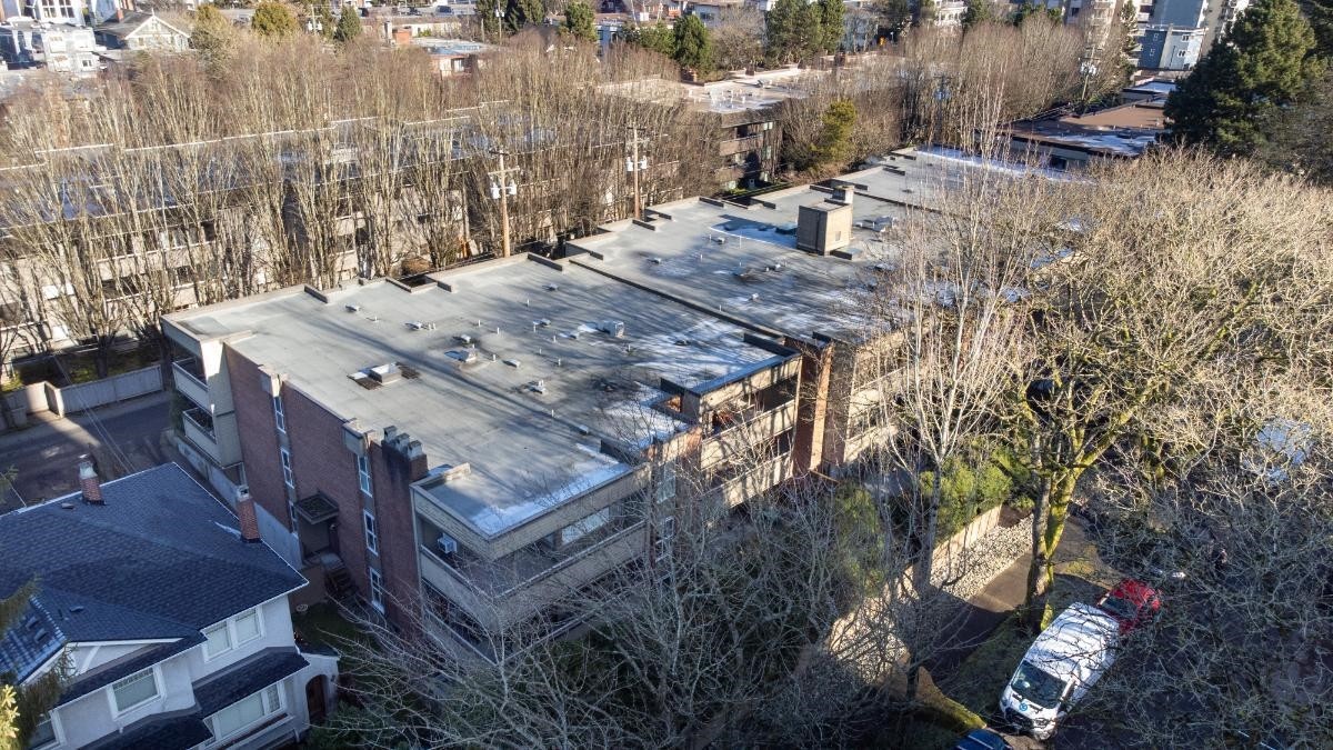 101-1777 13Th Avenue W, Vancouver, BC