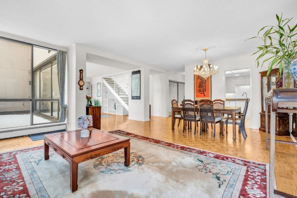 512-4900 Cartier Street, Vancouver, BC