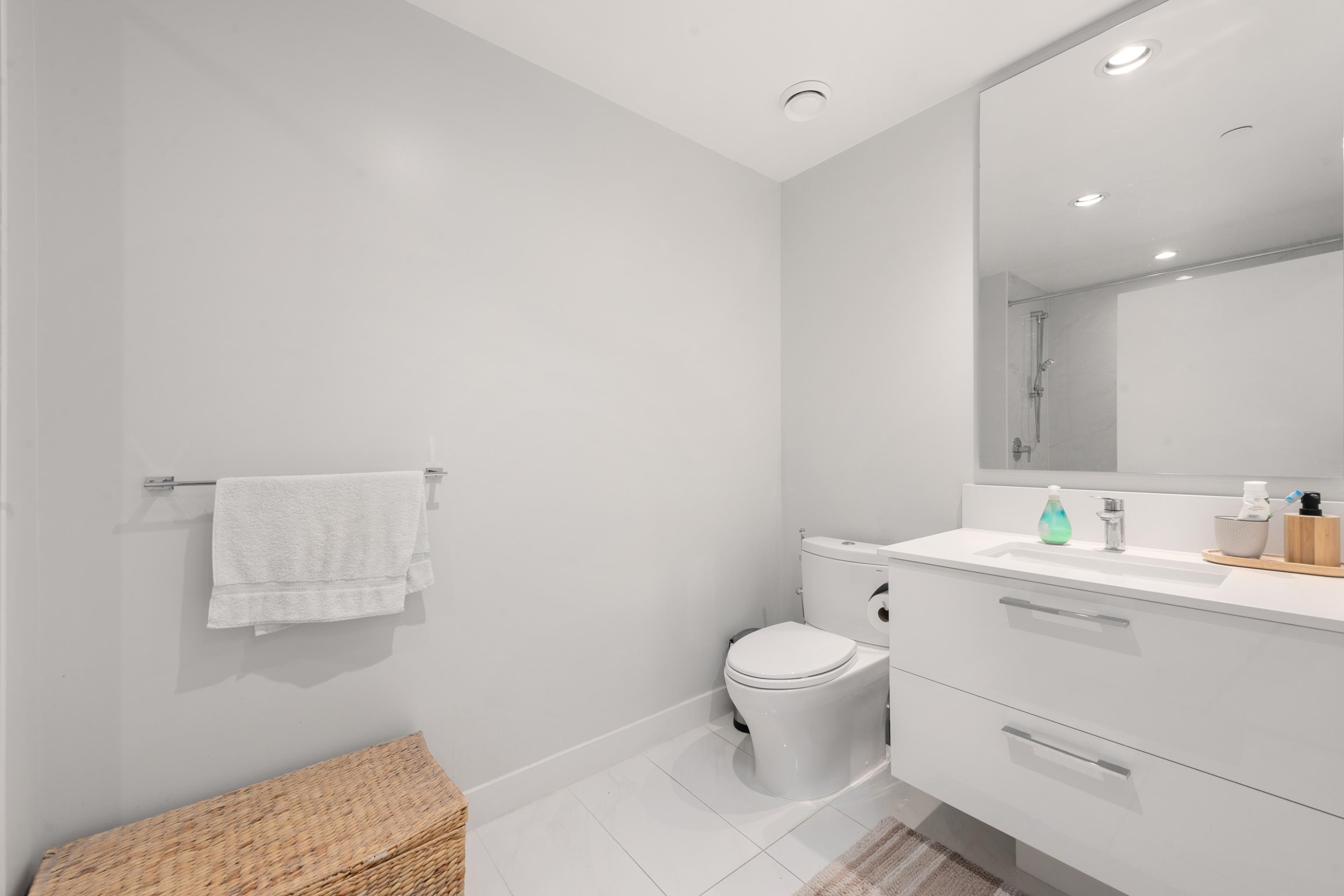 1303-5410 Shortcut Road, Vancouver, BC