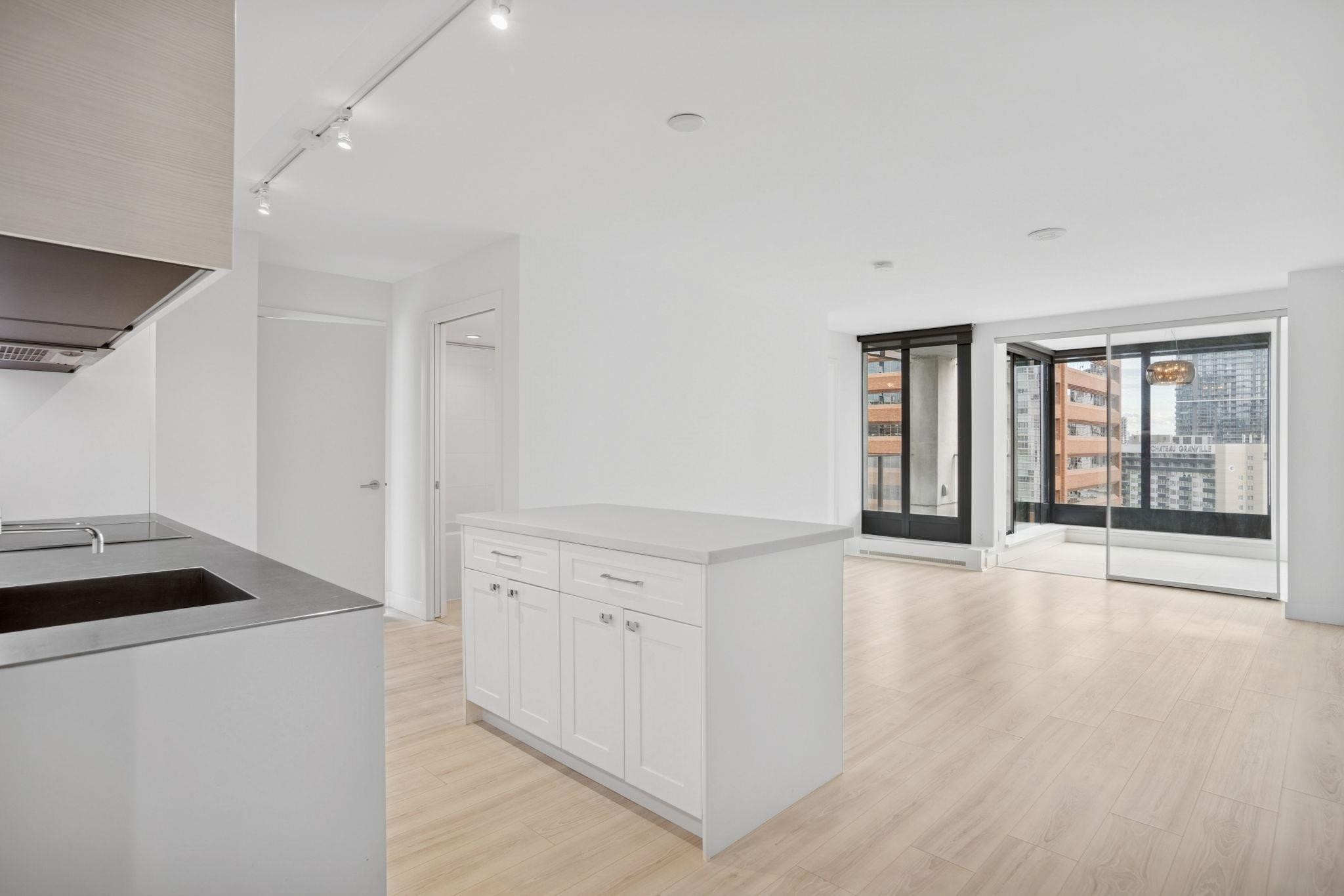 1502-1133 Hornby Street, Vancouver, BC