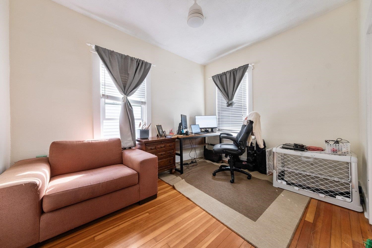 720 30Th Avenue E, Vancouver, BC