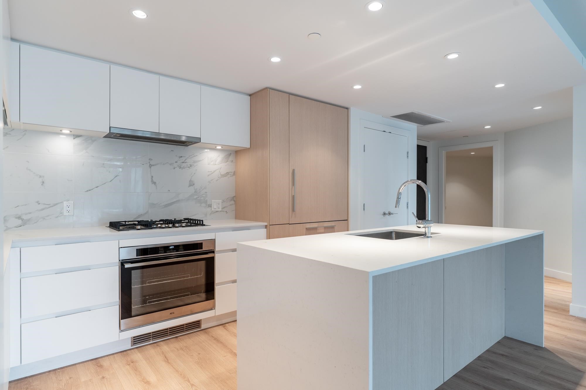 401-1500 Fern Street, North Vancouver, BC