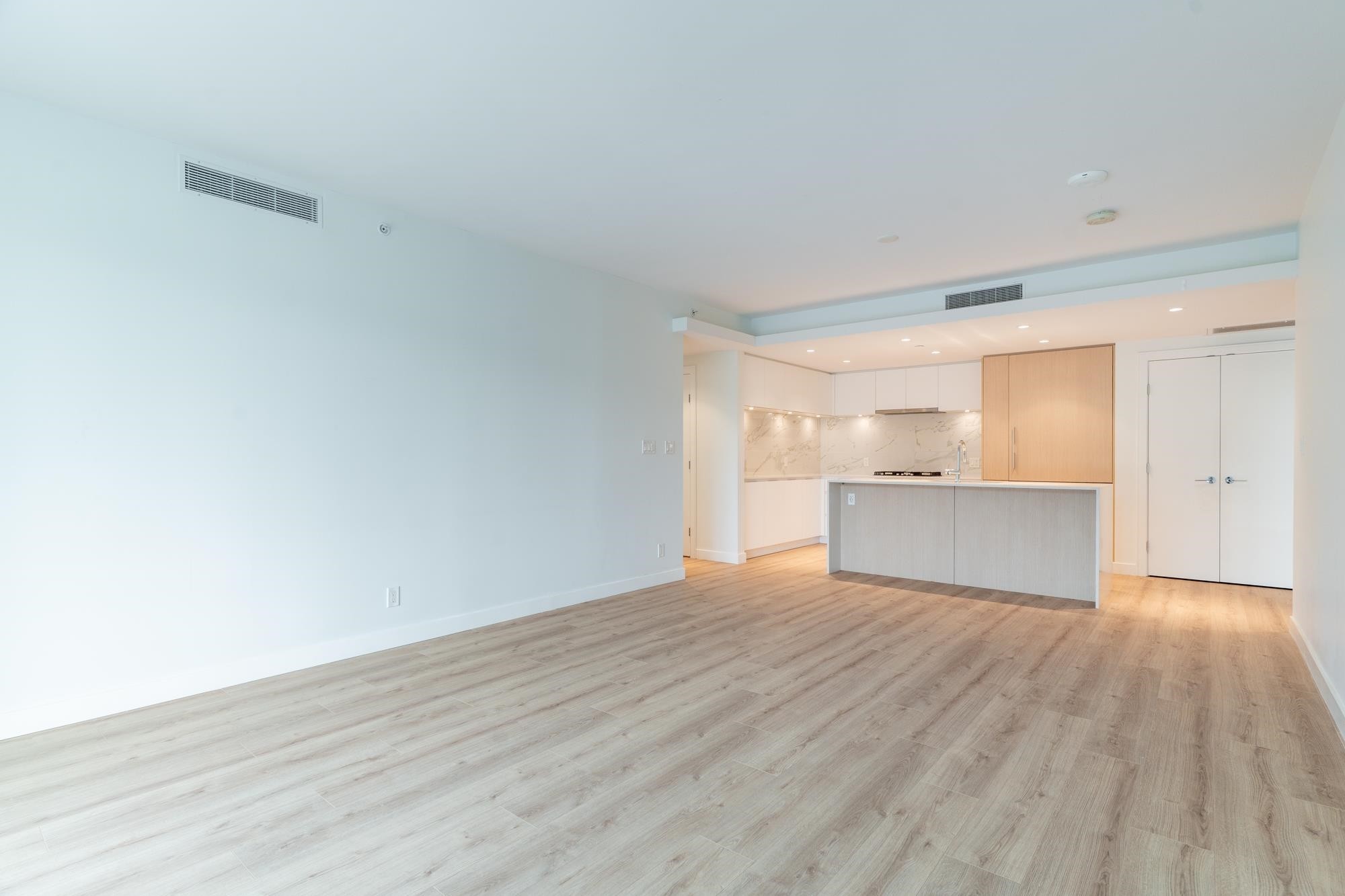 401-1500 Fern Street, North Vancouver, BC