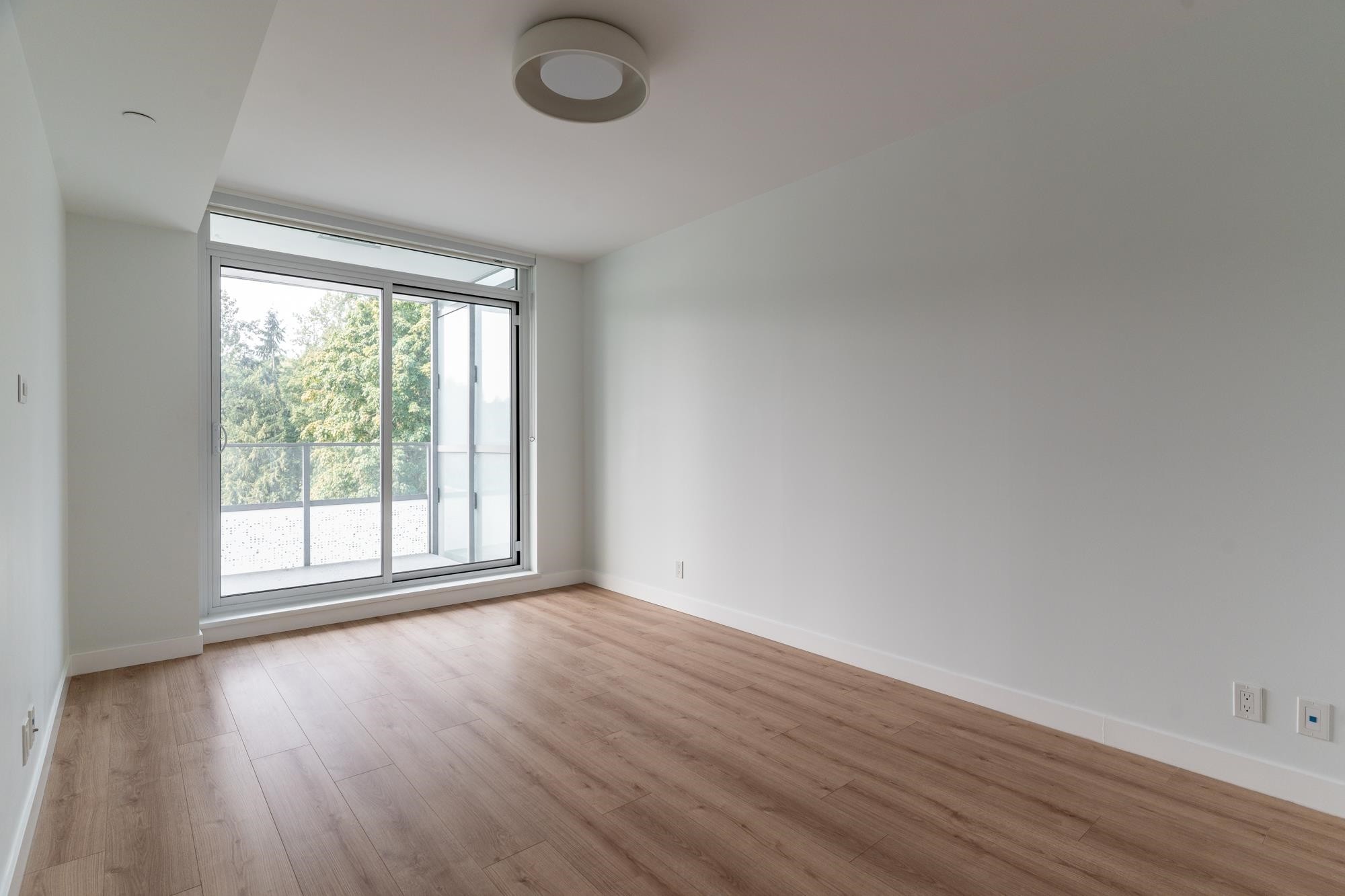 401-1500 Fern Street, North Vancouver, BC