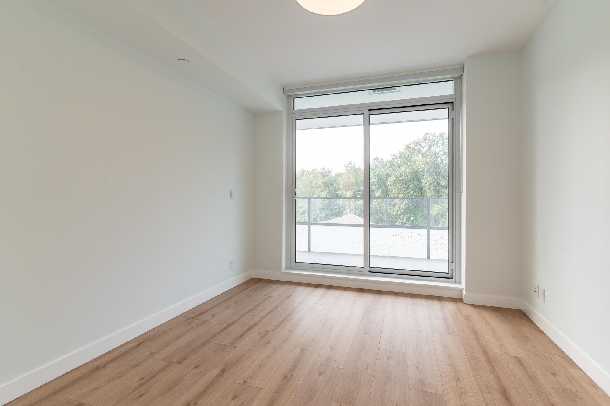 401-1500 Fern Street, North Vancouver, BC