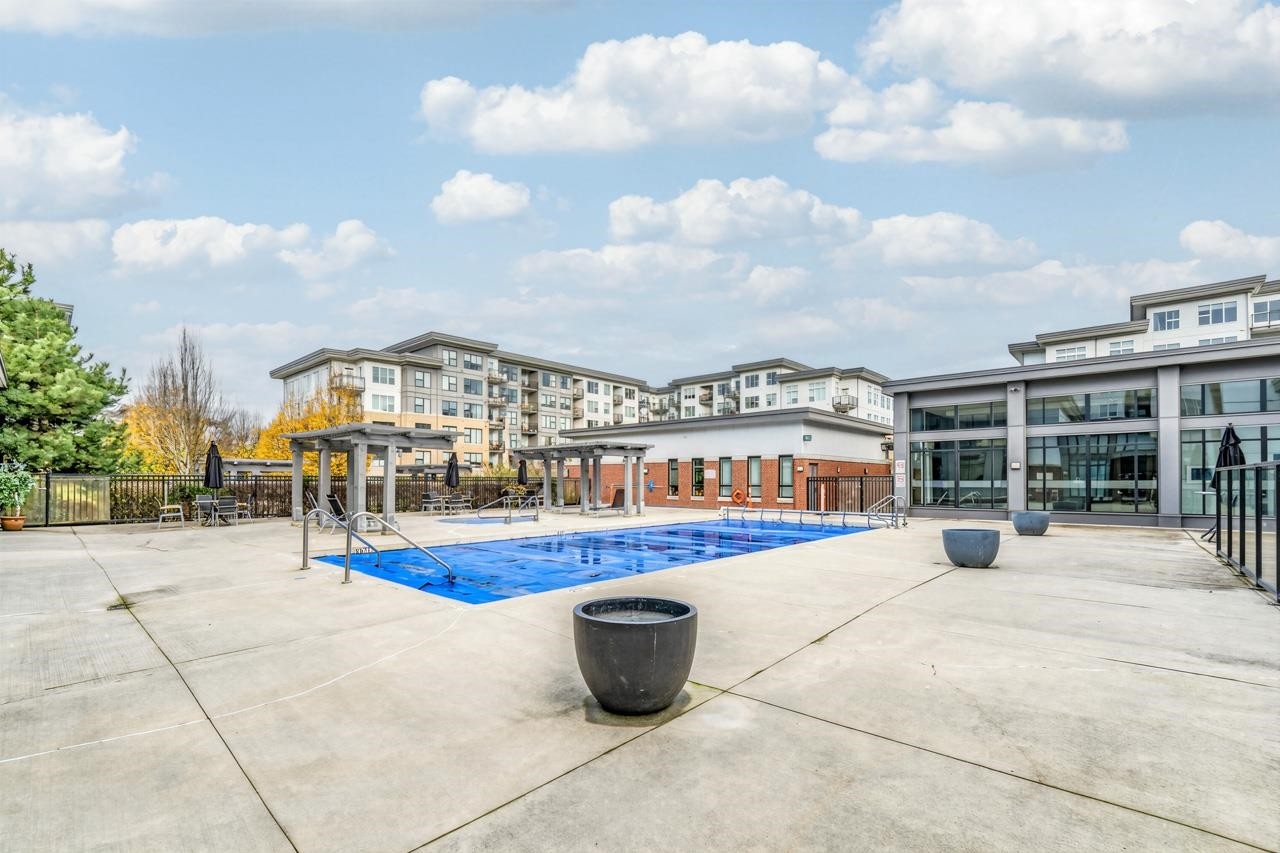 117-9311 Alexandra Road, Richmond, BC