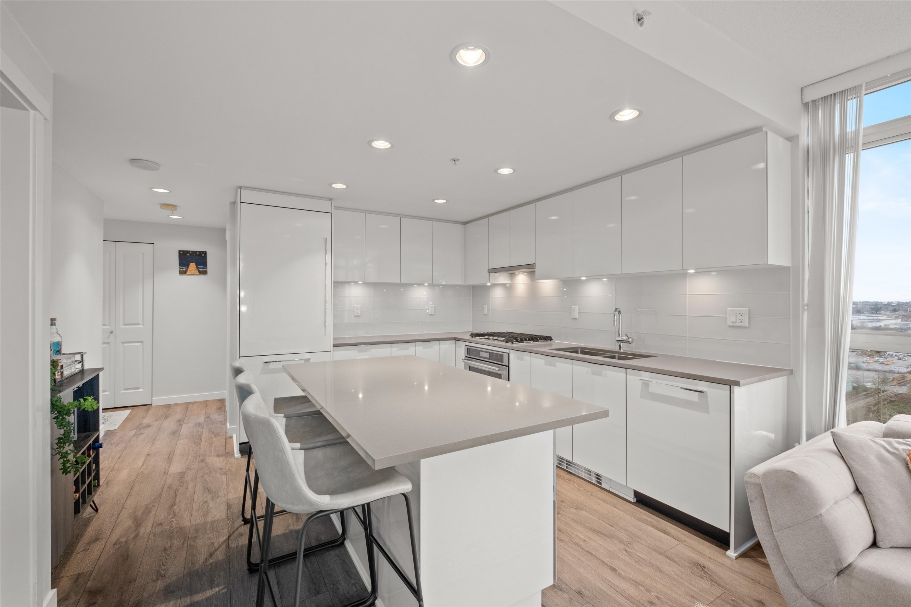 2206-2388 Madison Avenue, Burnaby, BC