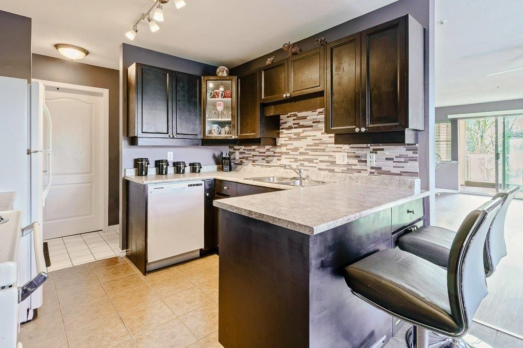 201-22722 Lougheed Highway, Maple Ridge, BC