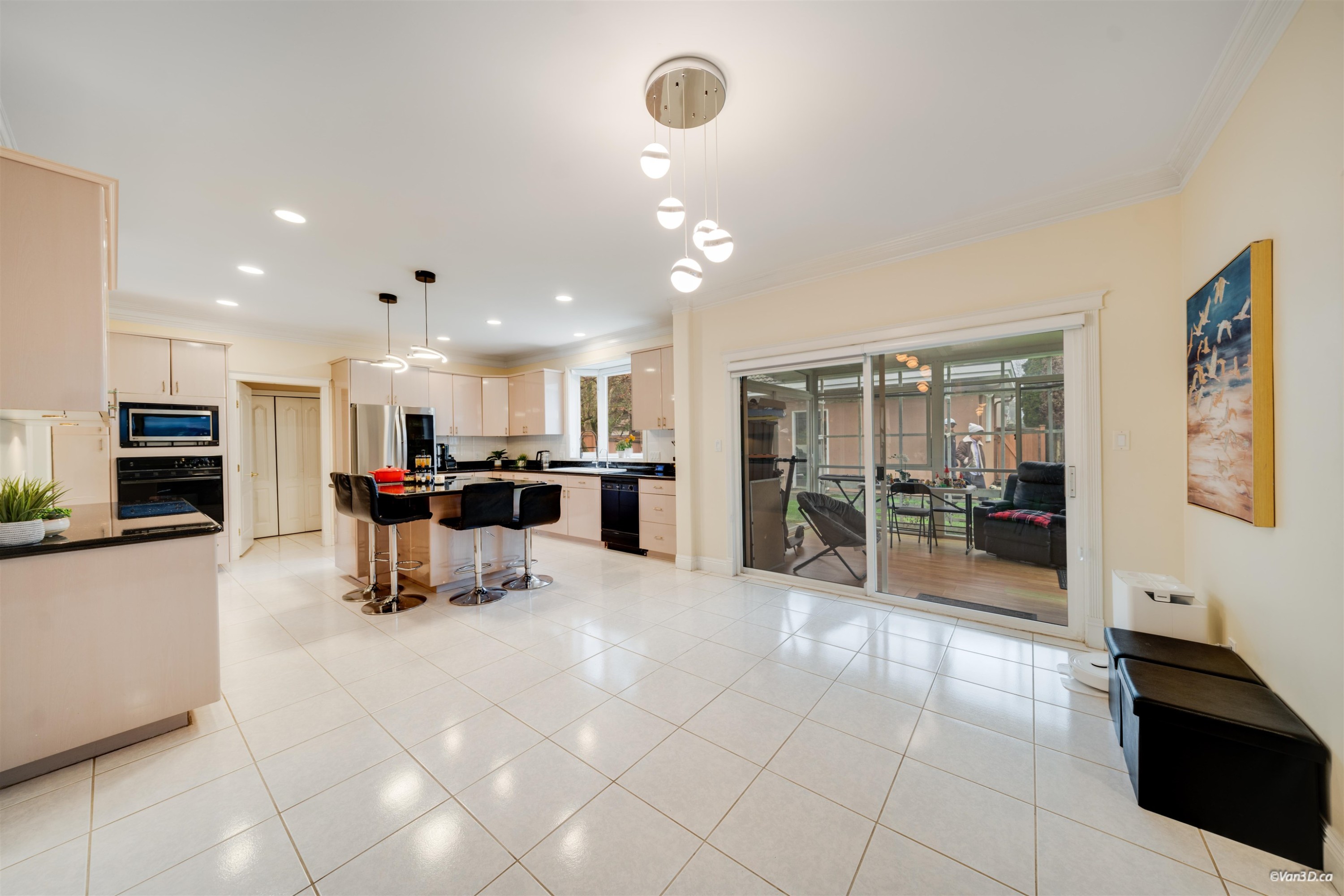 10320 Scotsdale Avenue, Richmond, BC