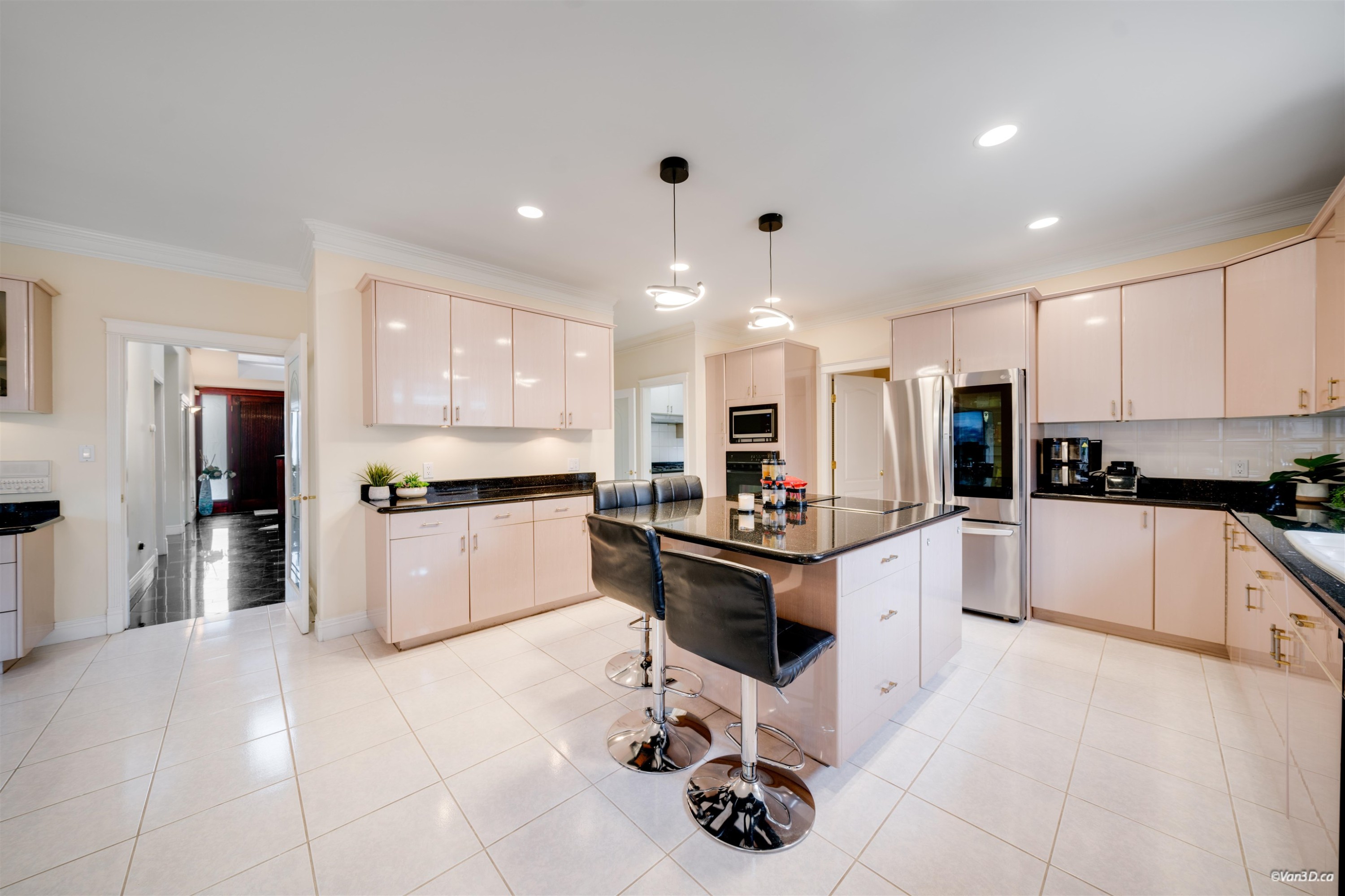 10320 Scotsdale Avenue, Richmond, BC