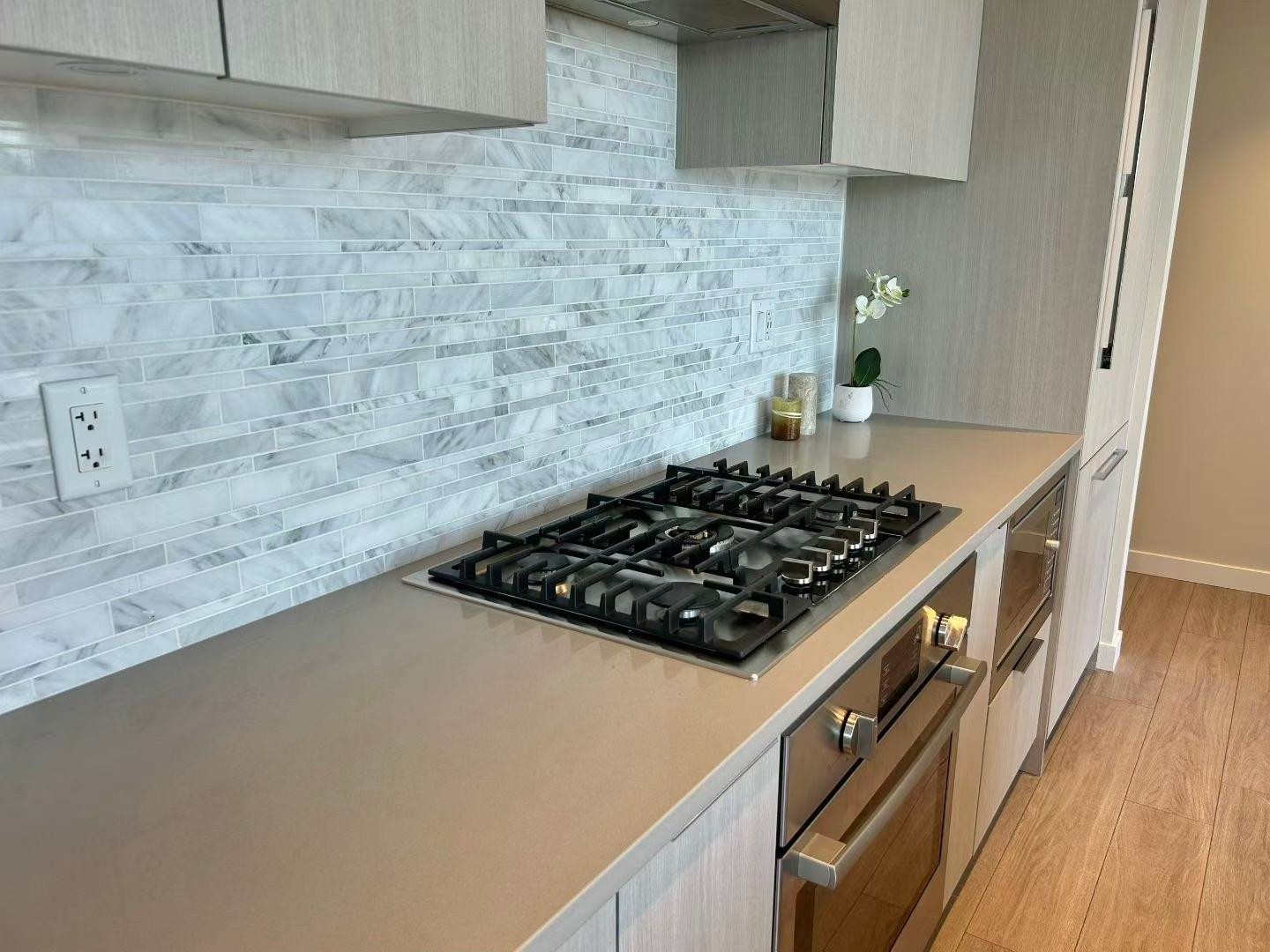 1506-1182 Westwood Street, Coquitlam, BC